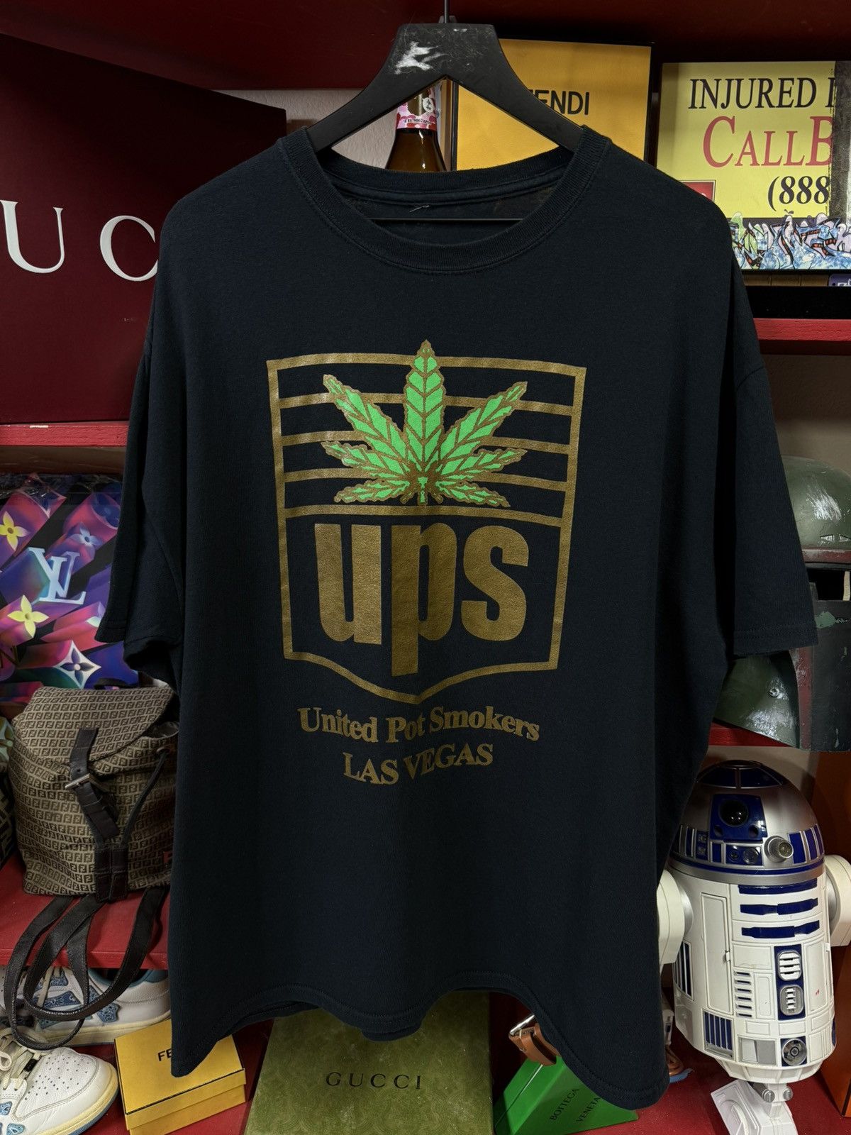 Vintage 90’s UPS Stoner Parody T-Shirt Size XLarge
