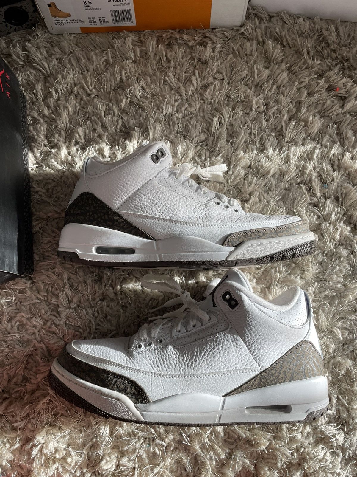 Jordan Brand Jordan 3 Mocha Size US 11 / EU 44 - 2 Thumbnail