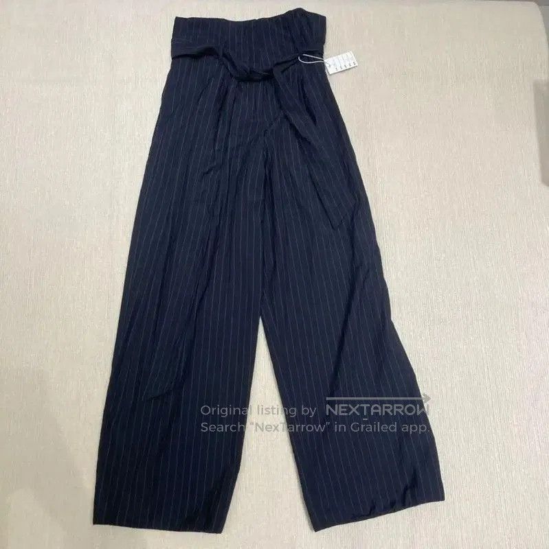 Off-White Off-White Women's Navy Striped Wool Trousers . Size 23" - 1 Thumbnail