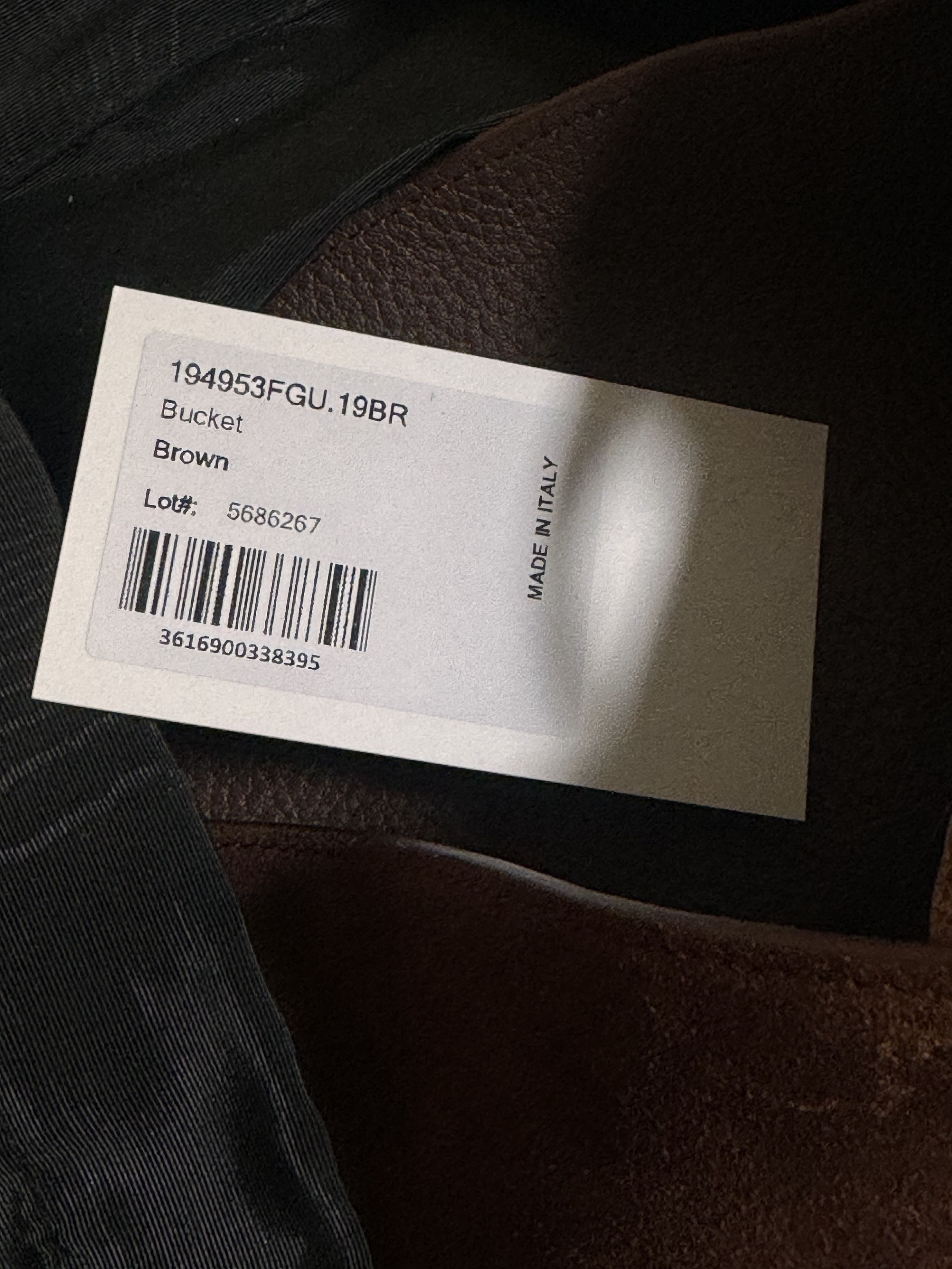 Celine Triomphe bucket bag Size 32 - 12 Thumbnail