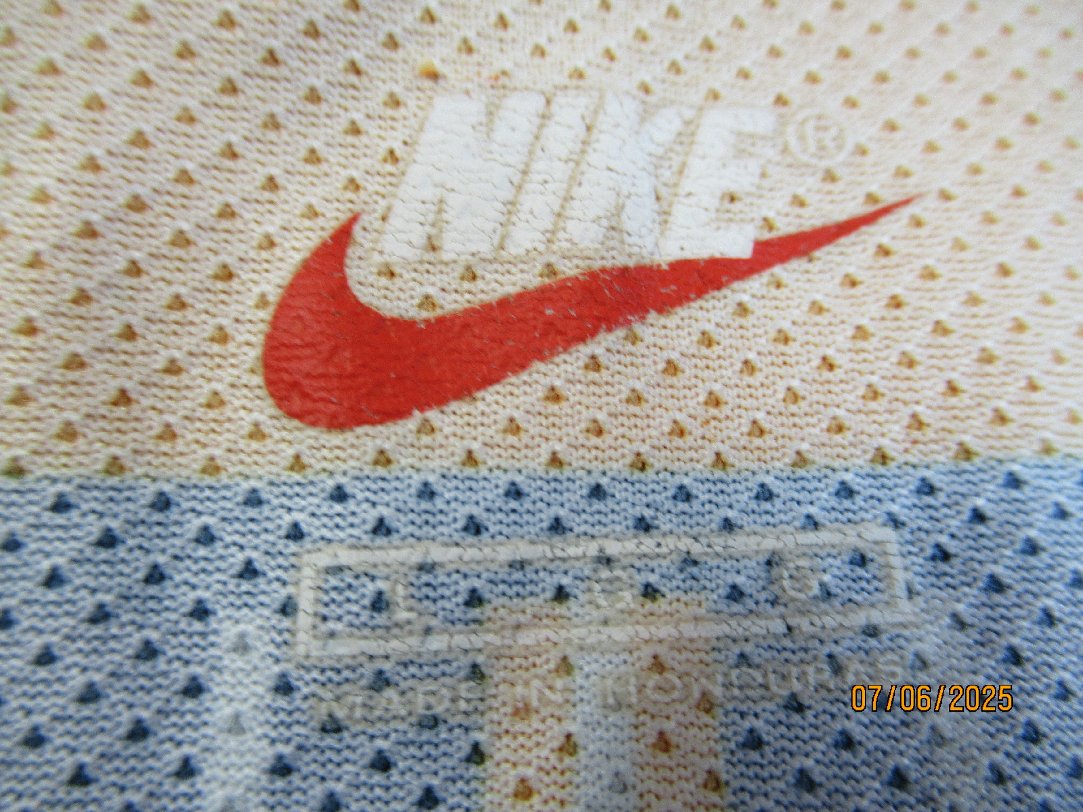 Nike vintage Nike jersey Size US L / EU 52-54 / 3 - 4 Thumbnail