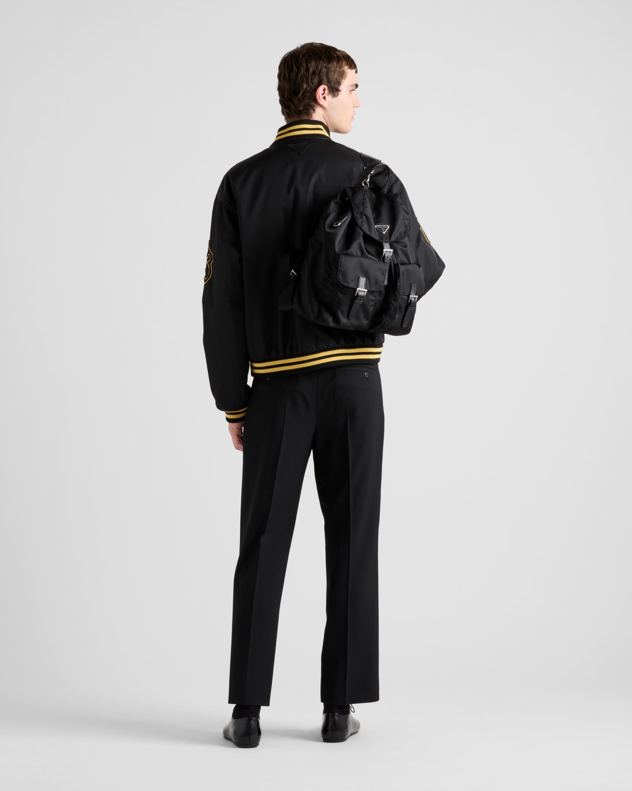 Prada o1la1rc1a0925 Re-Nylon Bomber Jacket With Patch in Black Size US M / EU 48-50 / 2 - 5 Thumbnail