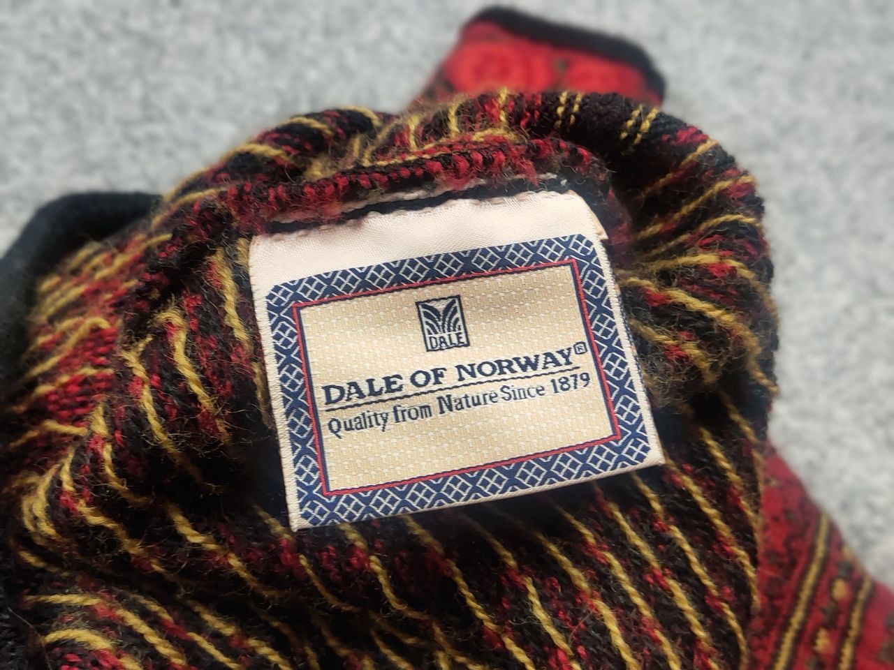 Dale Of Norway Vintage Dale of Norway Wool cardigan pattern button Sweater Size M / US 6-8 / IT 42-44 - 14 Thumbnail