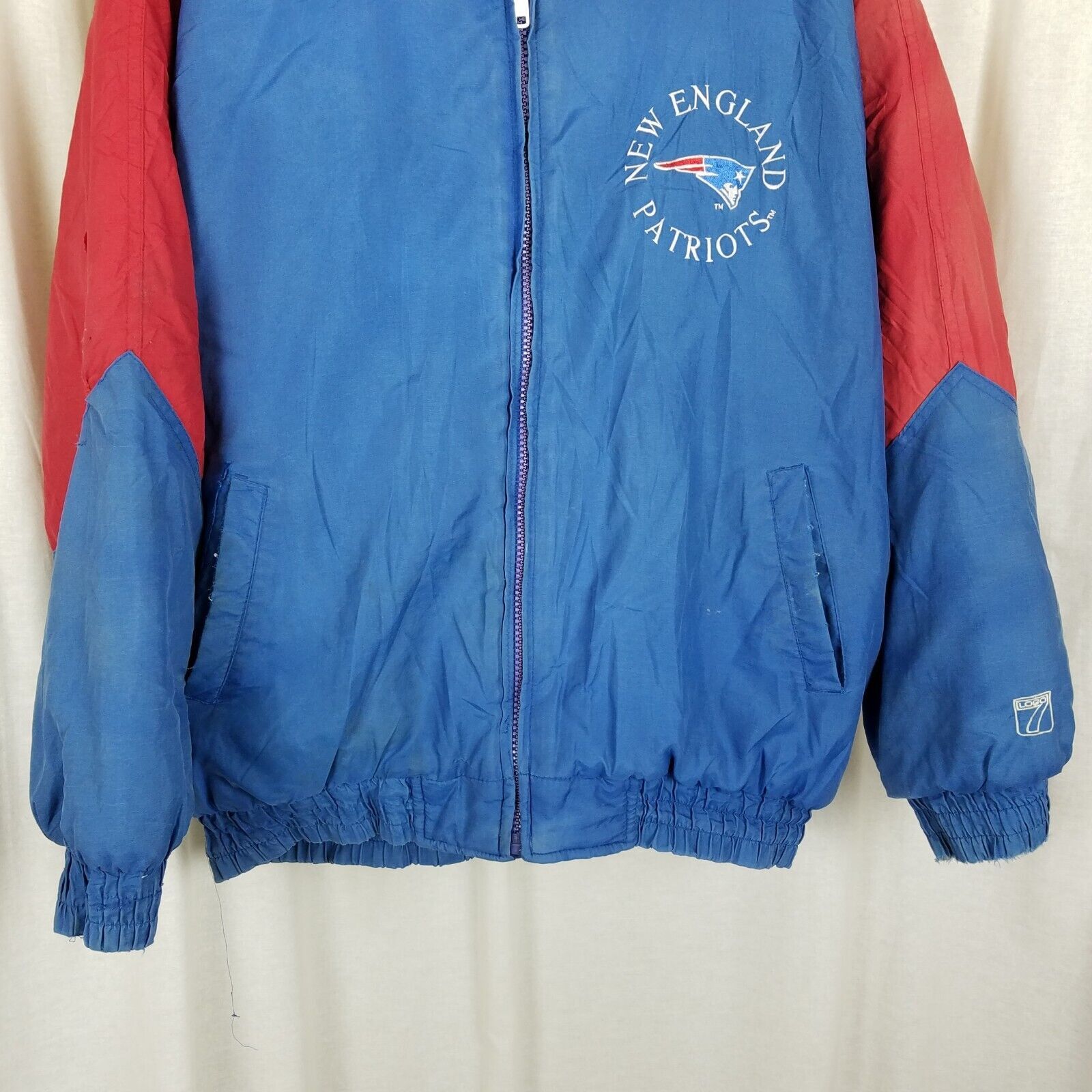 Logo 7 Vtg Logo 7 NFL Gameday NE Patriots Puffer Bomber Jacket 80s Size US XL / EU 56 / 4 - 3 Thumbnail
