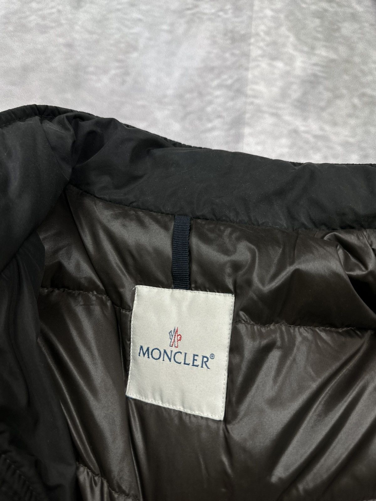 Moncler Moncler Glastone Jacket maya giubotto elegant old Size US L / EU 52-54 / 3 - 12 Thumbnail