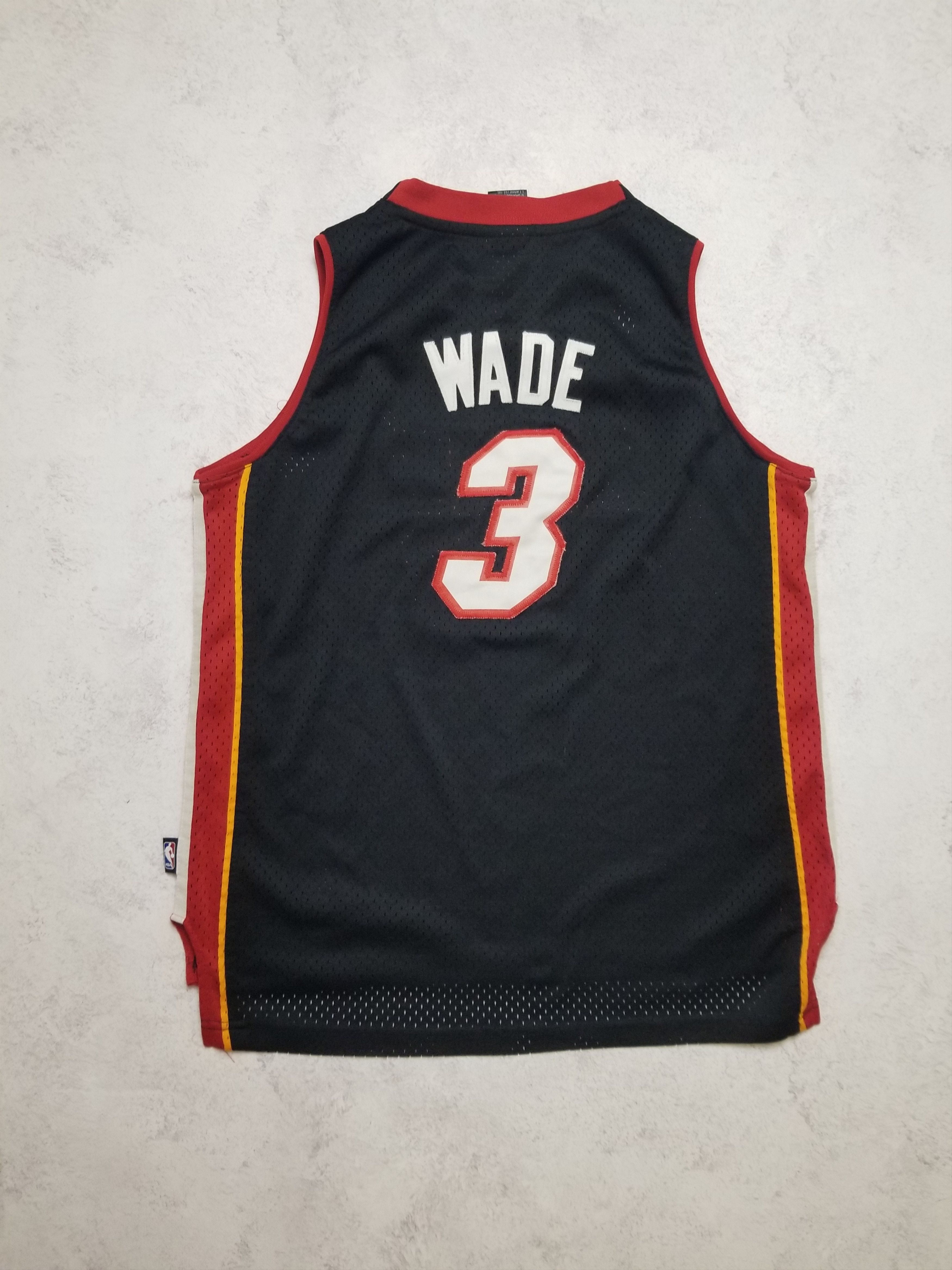 Adidas Miami Heat Wade NBA Swingman Jersey Youth L 14-16 Men's 2XS Size US XXS / EU 40 - 2 Thumbnail