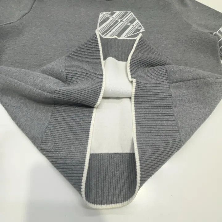 Thom Browne Thom Browne SS22 Knit Pullover Sweater for Men -2507 Size US M / EU 48-50 / 2 - 6 Thumbnail