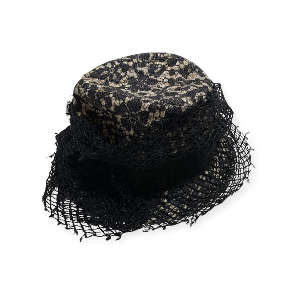 Dolce & Gabbana Fishnet Hat Size ONE SIZE - 1 Thumbnail