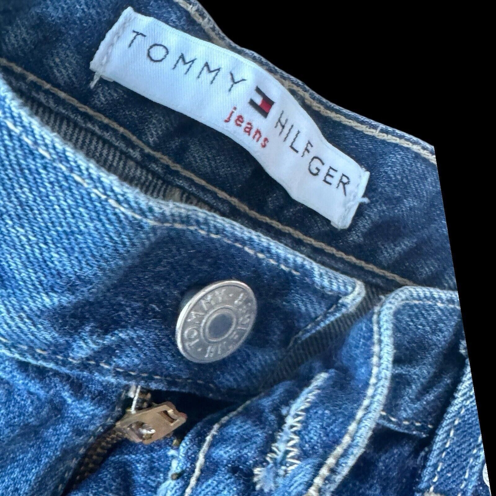 Tommy Hilfiger Vintage Tommy Hilfiger Dip Dyed Denim Shorts Sz 6 Size 28" / US 6 / IT 42 - 3 Thumbnail