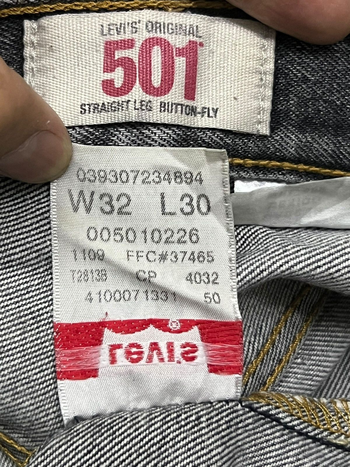 Levi's Vintage Levi’s Original 501 Japan 90s - Faded, Straight Leg Size US 32 / EU 48 - 15 Thumbnail