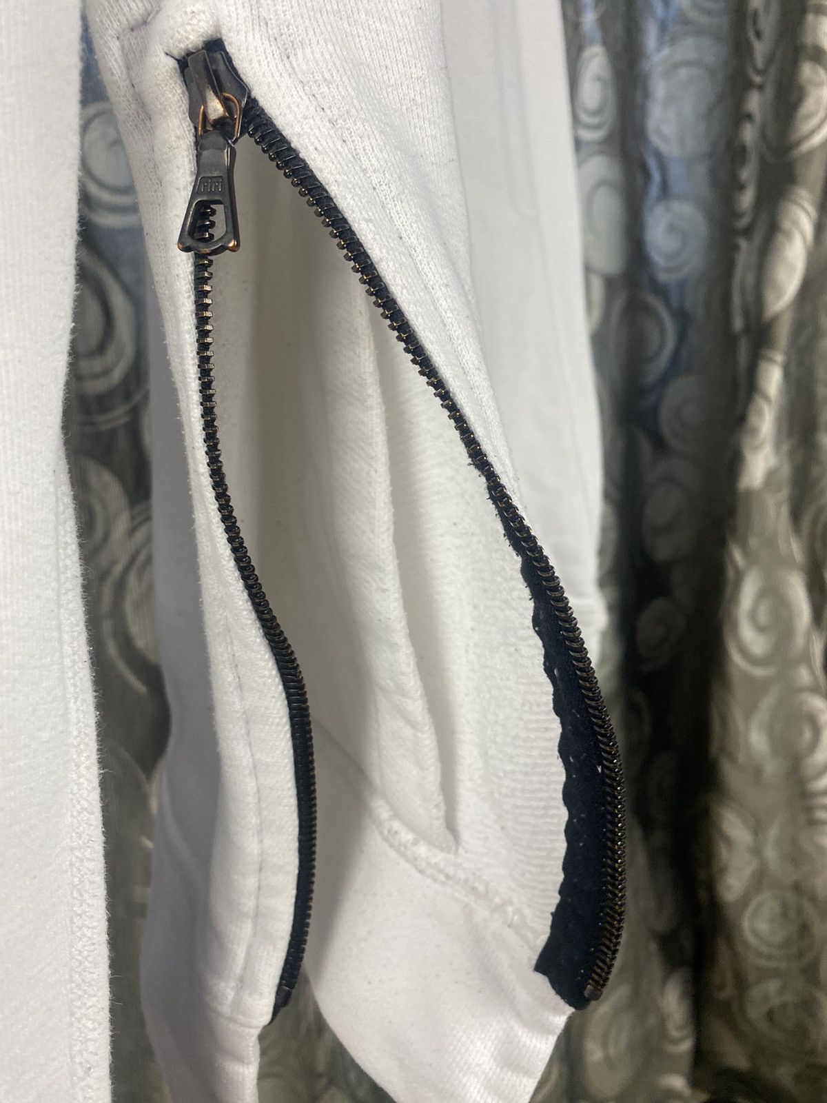 John Elliott John Elliot + co villain Size US L / EU 52-54 / 3 - 4 Thumbnail