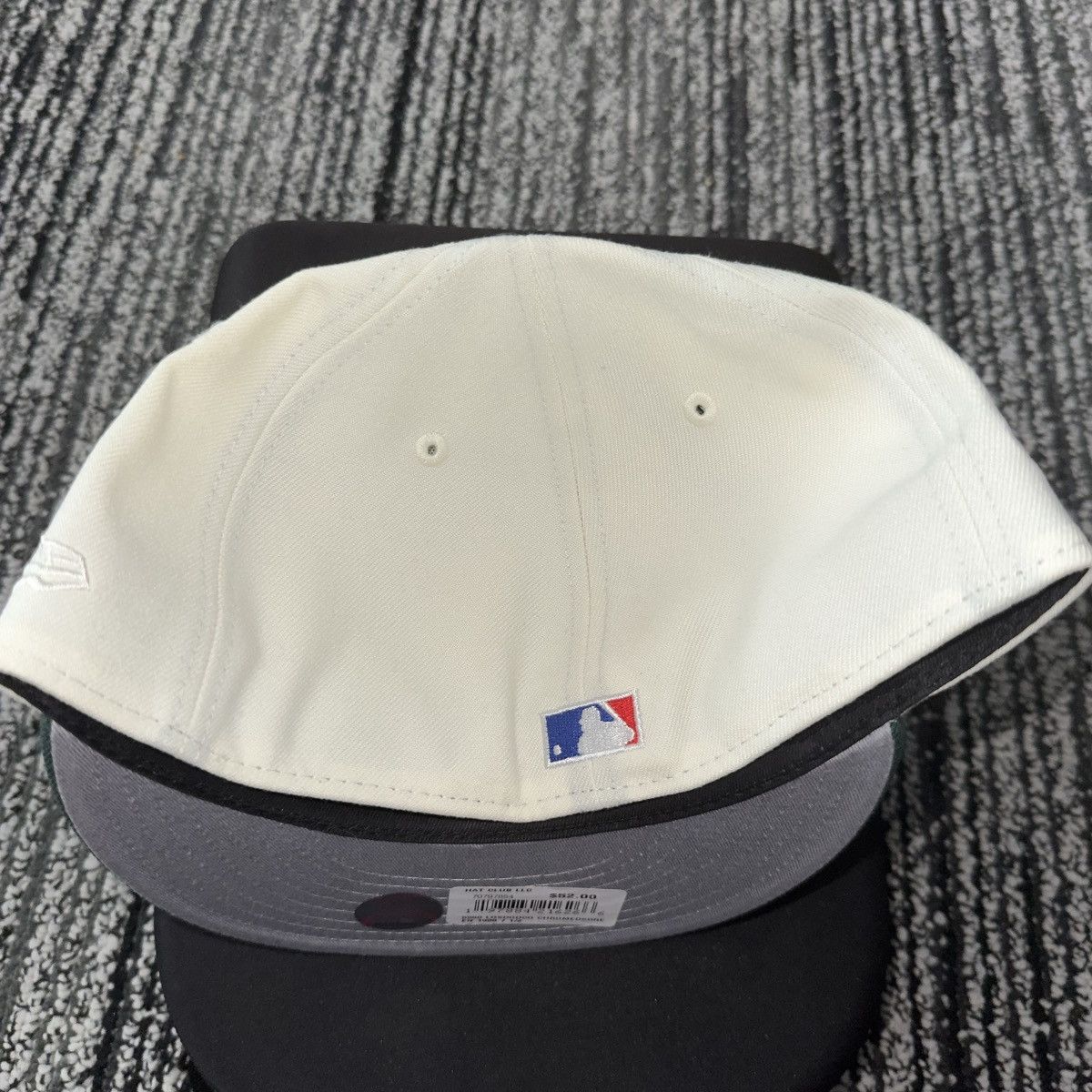 New Era Upside down L.A 59fifty size 7 1/2 **HATCLUB** Size ONE SIZE - 4 Thumbnail