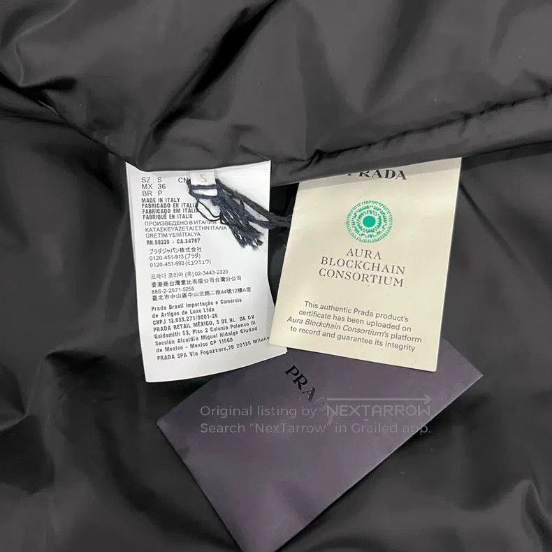 Prada Prada 25 triangle standard cotton clothes heavy shellfish Size US S / EU 44-46 / 1 - 6 Thumbnail