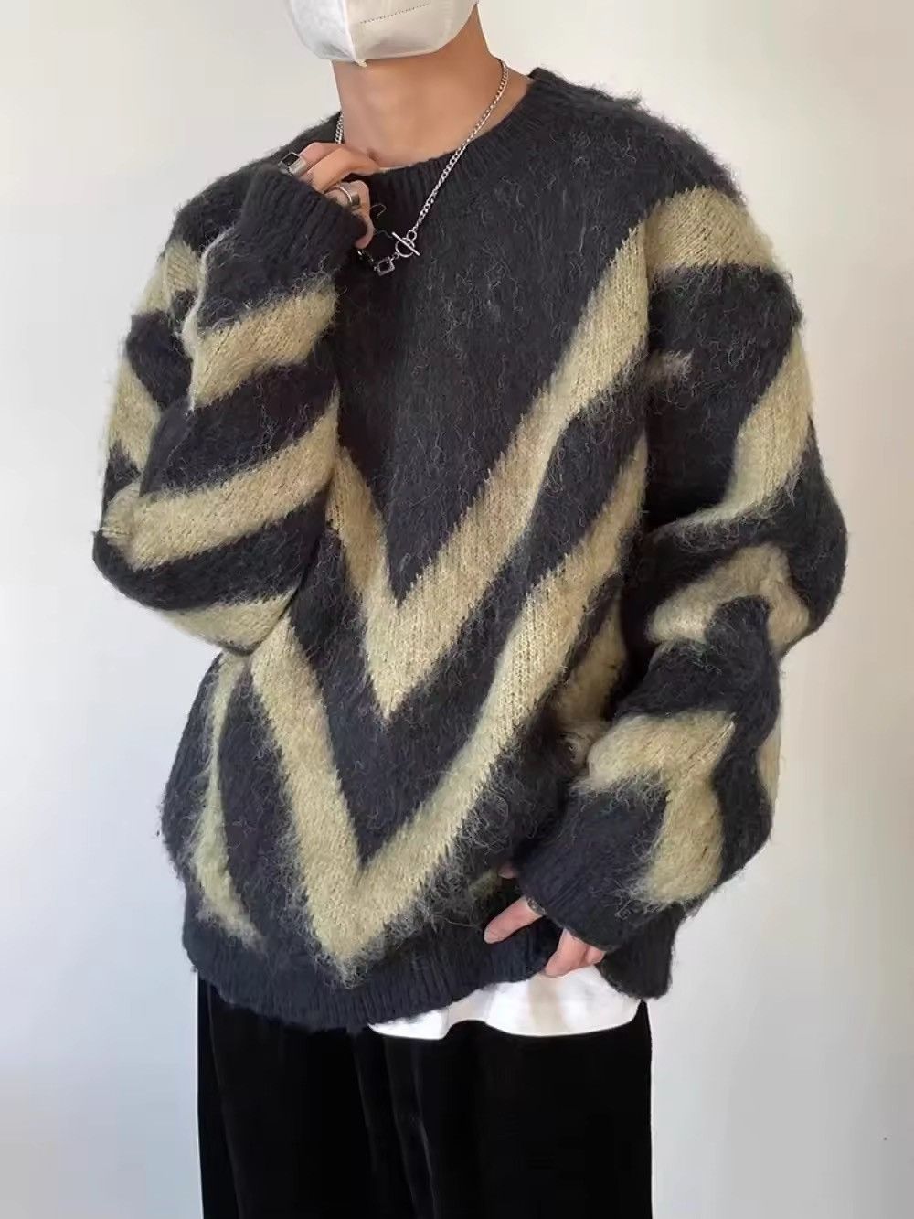 Japanese Brand Striped Knitted Streetwear Men’s Sweater Size US XL / EU 56 / 4 - 3 Thumbnail
