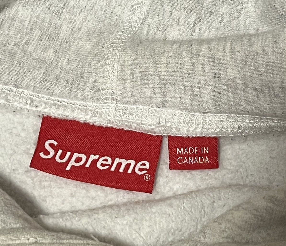 Supreme Supreme Chenille Appliqué Hooded Sweatshirt Size US M / EU 48-50 / 2 - 4 Thumbnail