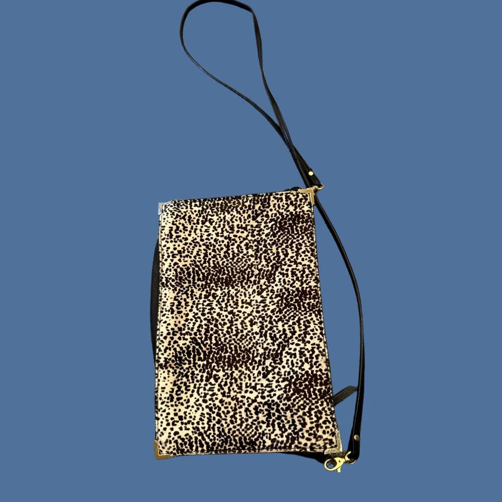 Zara VINTAGE Zara Woman Black Crossbody Bag Animal Print Gold Hardware Strap Size ONE SIZE - 1 Thumbnail