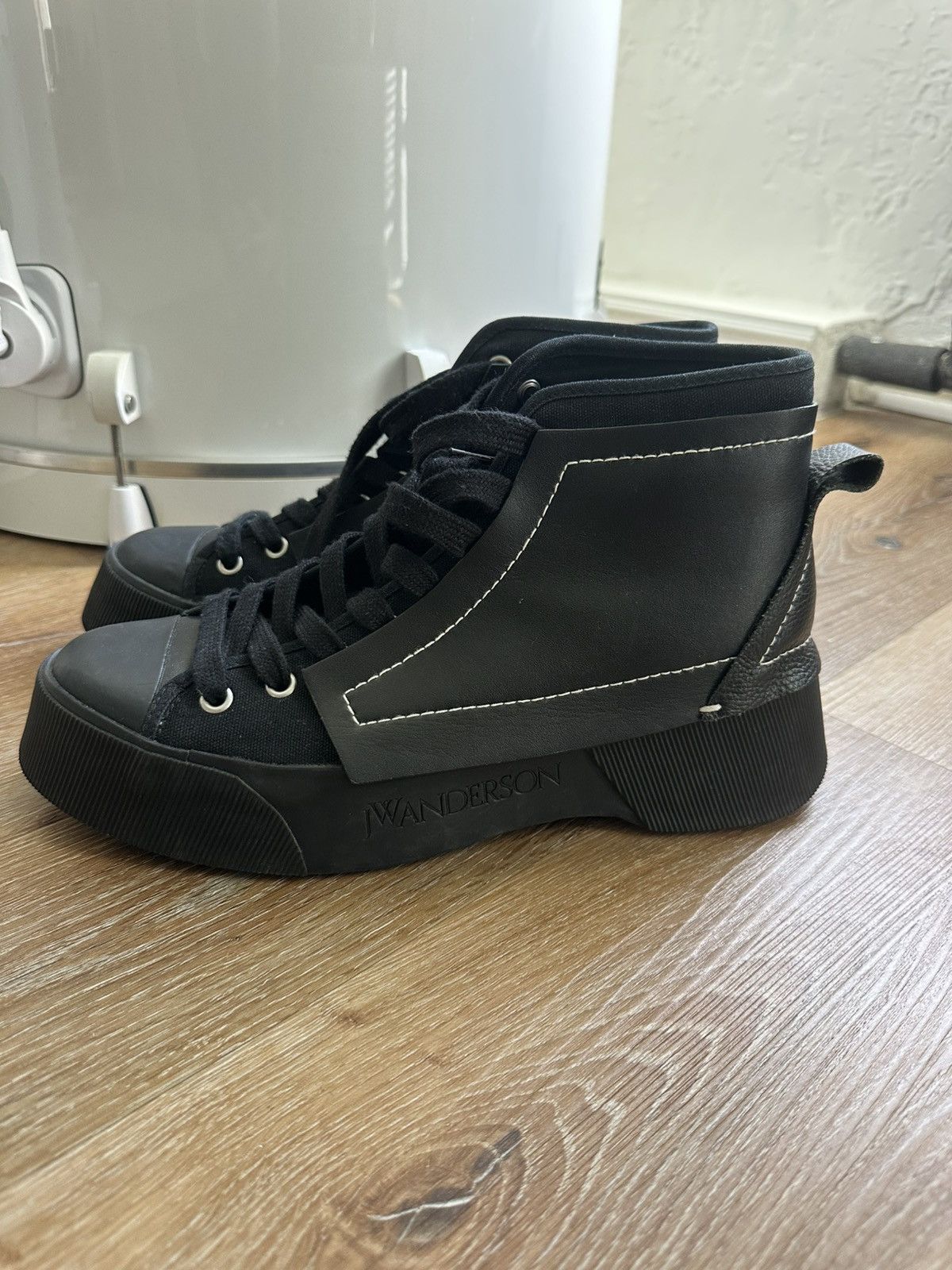 JW Anderson JW ANDERSON PANELLED HIGH-TOP SNEAKERS BOOTS IN BLACK US 9 Size US 9 / EU 42 - 2 Thumbnail