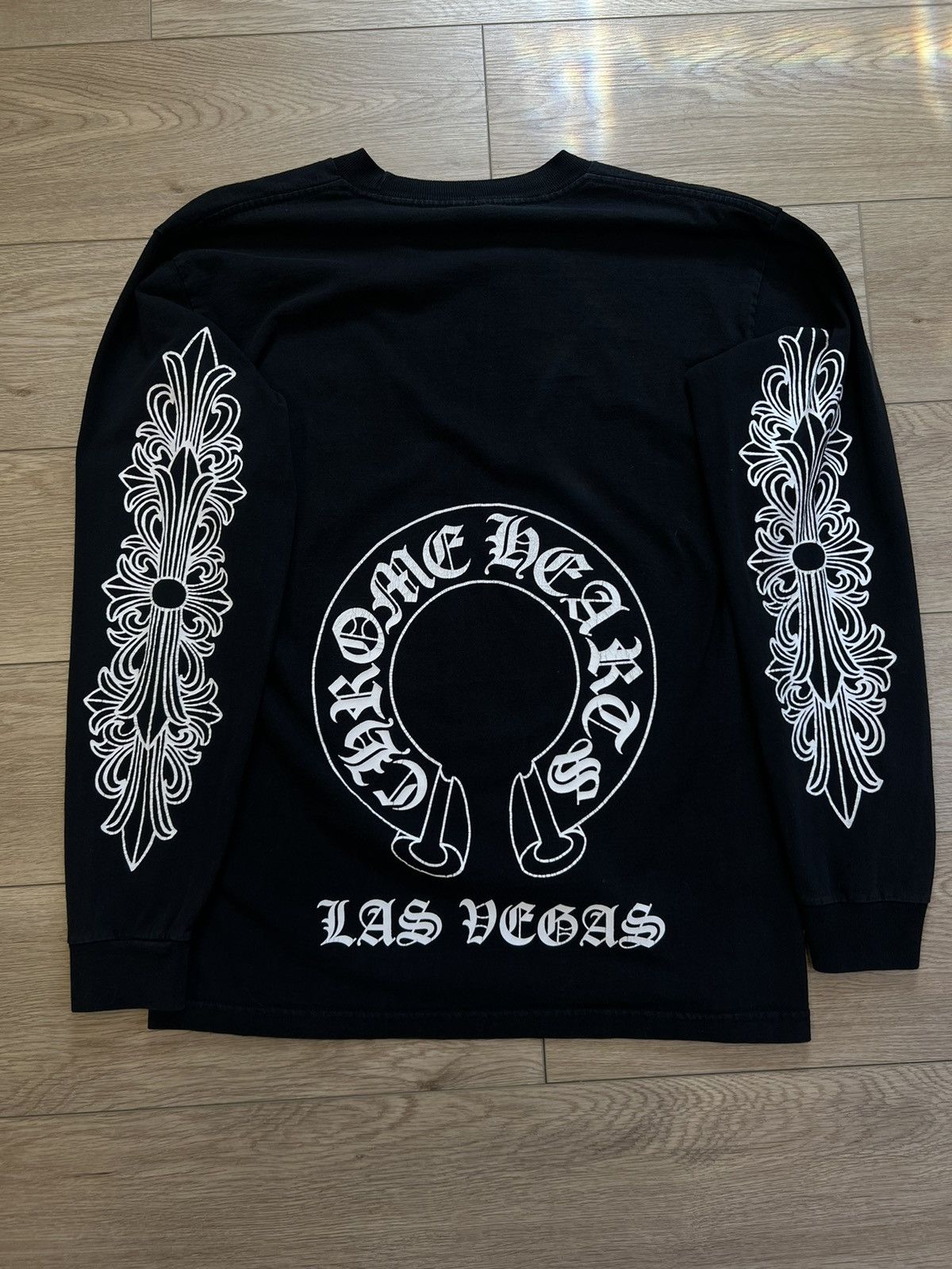 Las Vegas Exclusive Horseshoe Logo LS