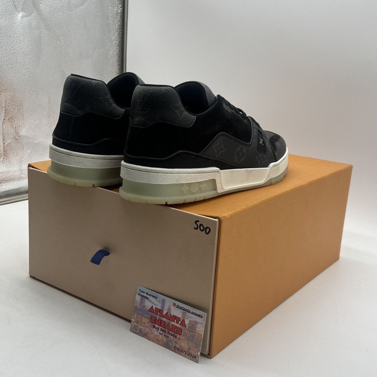 Louis Vuitton Louis Vuitton trainer black monogram Size US 9 / EU 42 - 5 Thumbnail