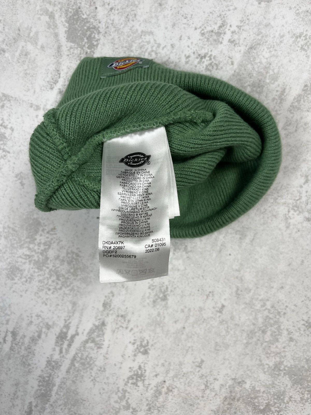 Dickies Iconic Dickies Cuffed Knit Beanie Olive Green Workwear Size ONE SIZE - 5 Thumbnail