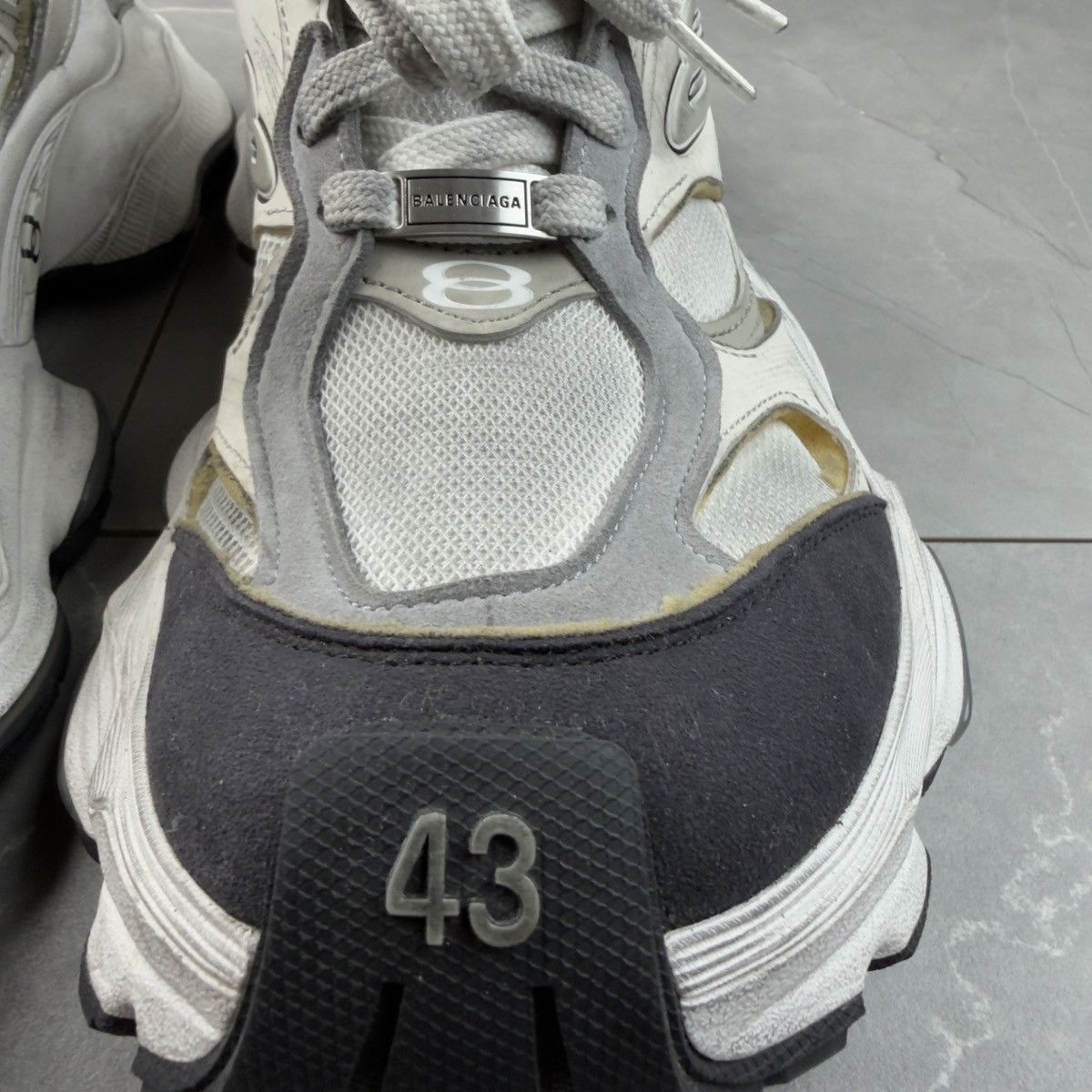Balenciaga Balenciaga Cargo Sneaker Size US 10 / EU 43 - 15 Thumbnail