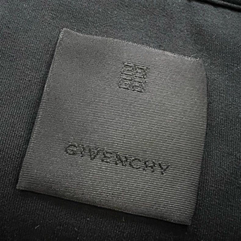 Givenchy Givenchy SizeXXXL Chito Collaboration 4G Graffiti Heart Sho Size US M / EU 48-50 / 2 - 3 Thumbnail