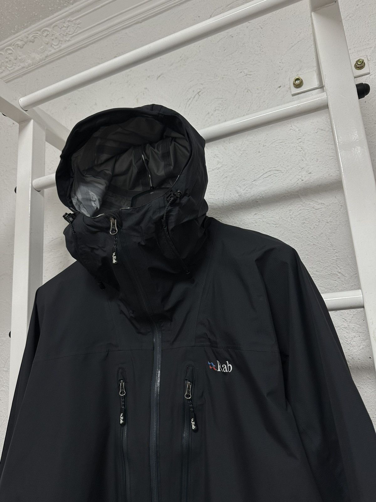 Rab Men’s Rab Windbreaker Jacket XXL Outdoor Adventure Size US XXL / EU 58 / 5 - 2 Thumbnail
