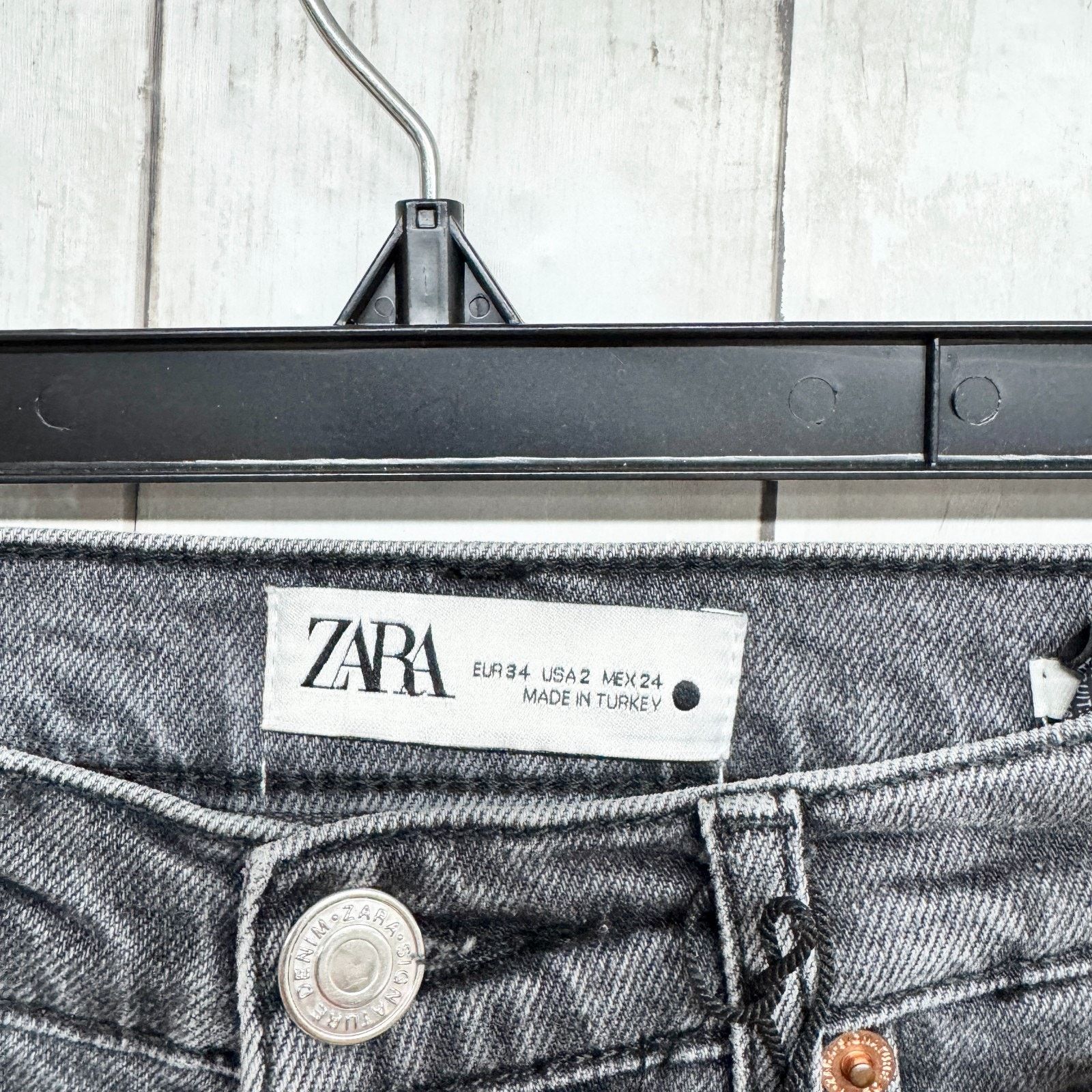 Zara Zara Pants Sz 2 Washed Black High Rise Straight Denim Jeans Size 26" / US 2 / IT 38 - 3 Thumbnail