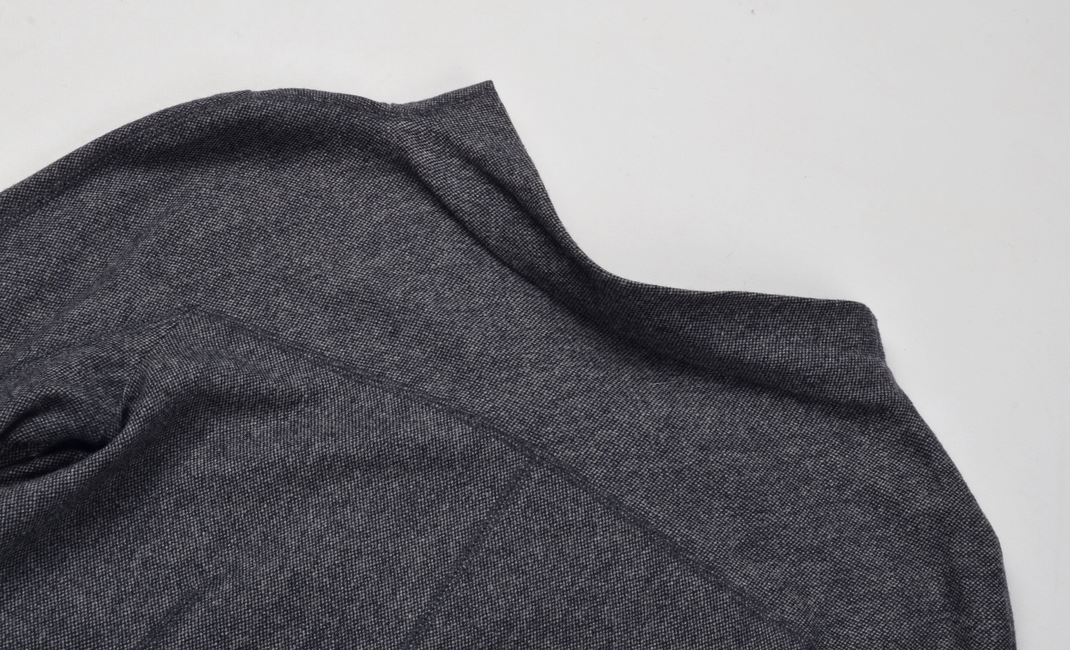 Louis Vuitton Louis Vuitton Paris Wool Blend 3/4 Sleeve Cowl Neck Top Size S / US 4 / IT 40 - 5 Thumbnail