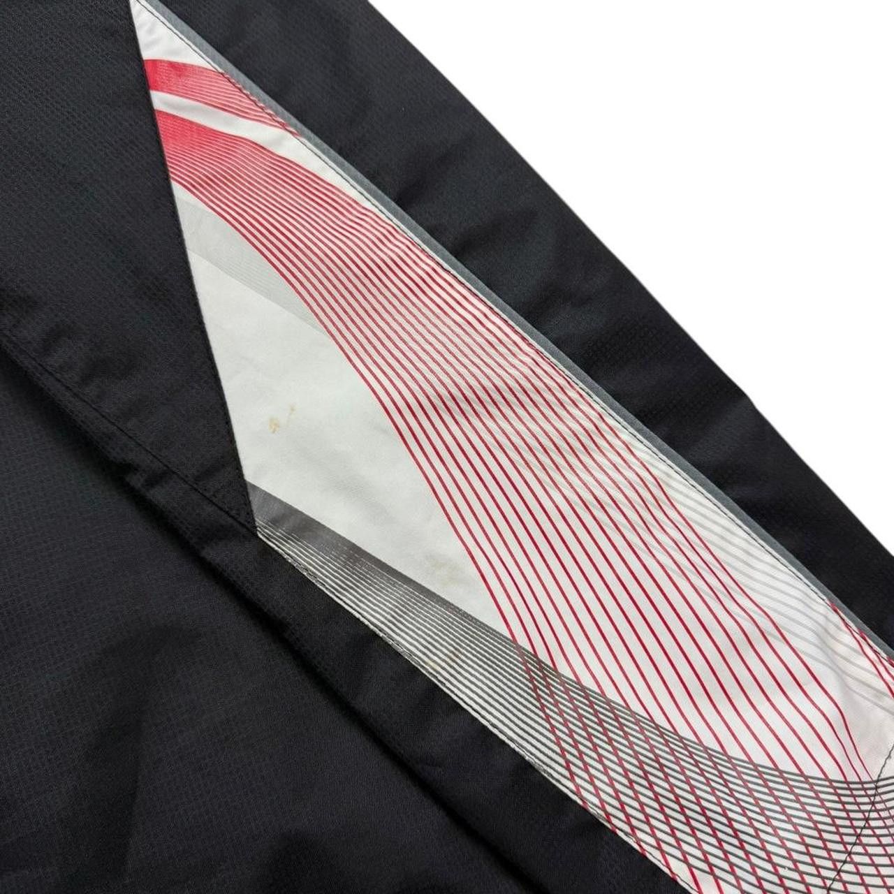 Nike Vintage Nike TN Laser Jacket - Youth XL ( fits like small ) Size US S / EU 44-46 / 1 - 7 Thumbnail