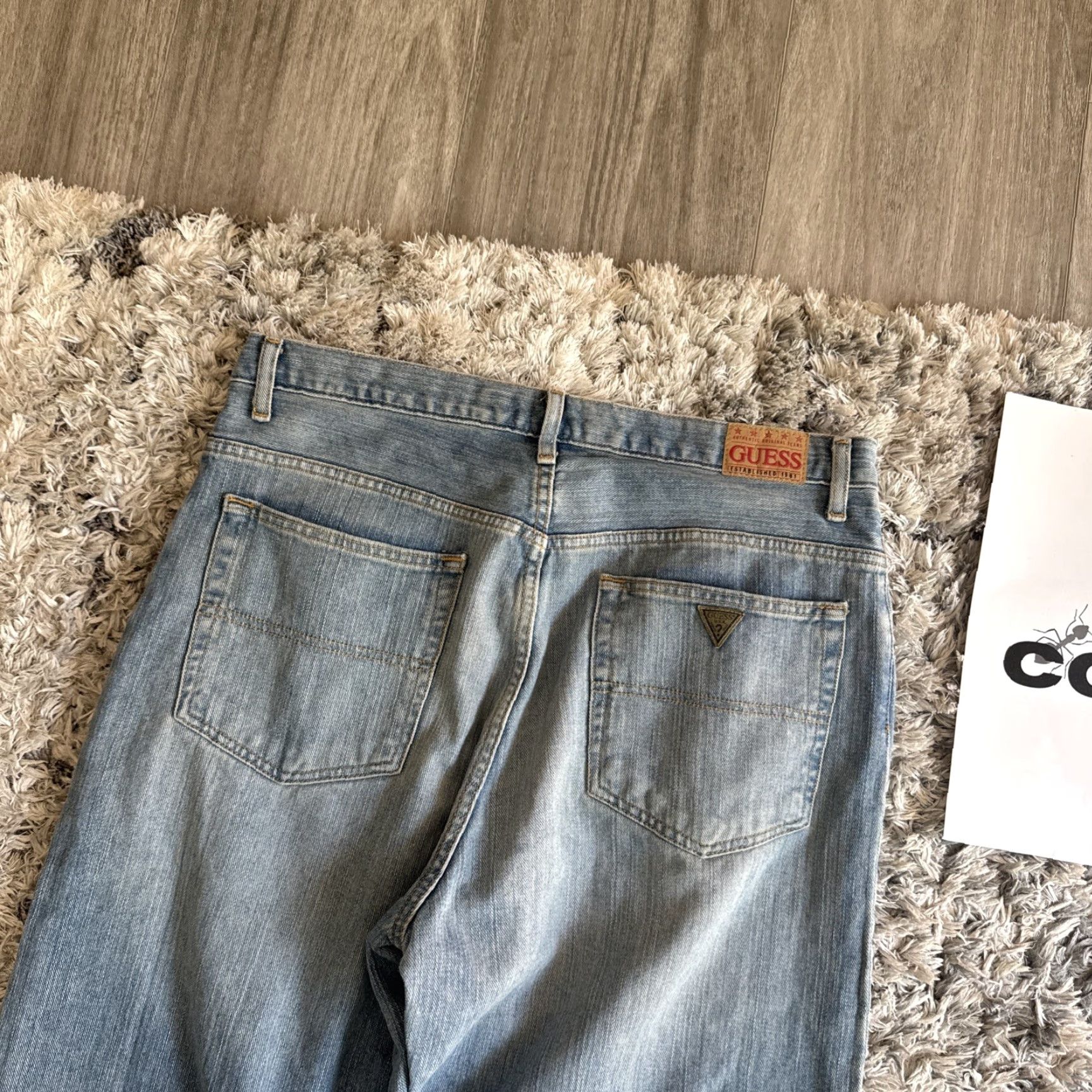 Guess VINTAGE Guess Jeans Denim Embroidered Y2K 90s 00s Wide-Leg Blue 34x34 Mens Size 34 Inseam 32 Size US 34 / EU 50 - 2 Thumbnail