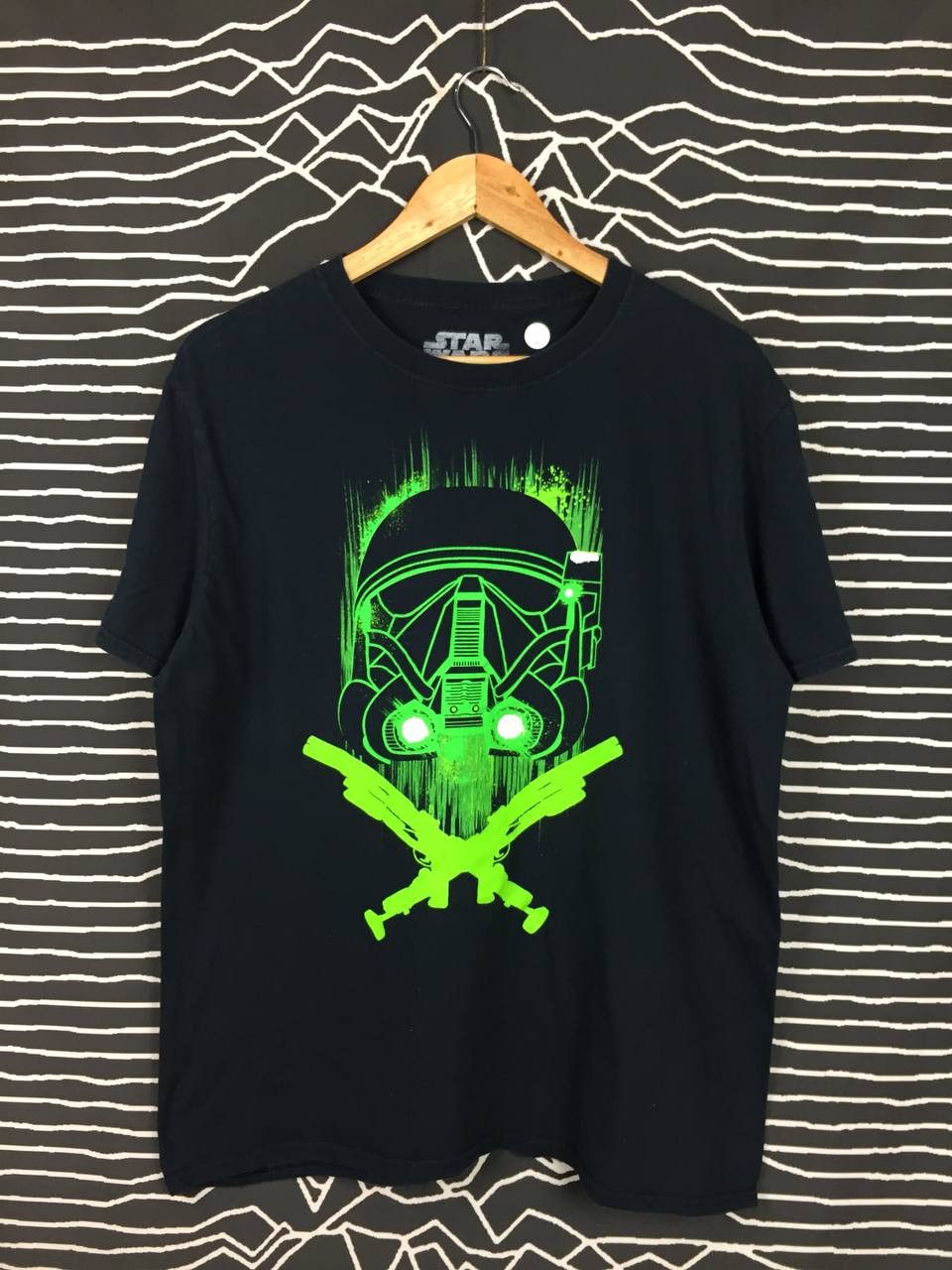 Star Wars × Vintage Death Trooper Star Wars Rogue One Movie Promo Tee Size US L / EU 52-54 / 3 - 2 Thumbnail