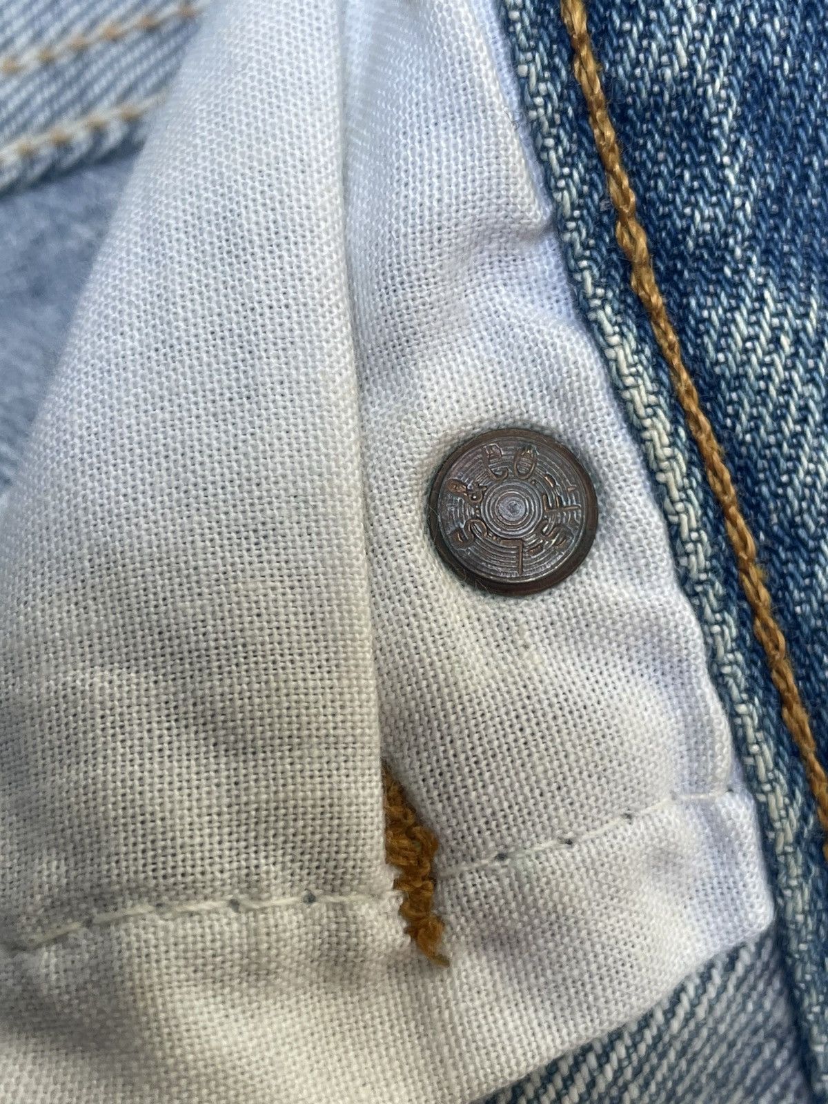 Levi's Vintage Clothing Vintage 1994 Levis 501XX Faded Distresed Size US 34 / EU 50 - 20 Thumbnail
