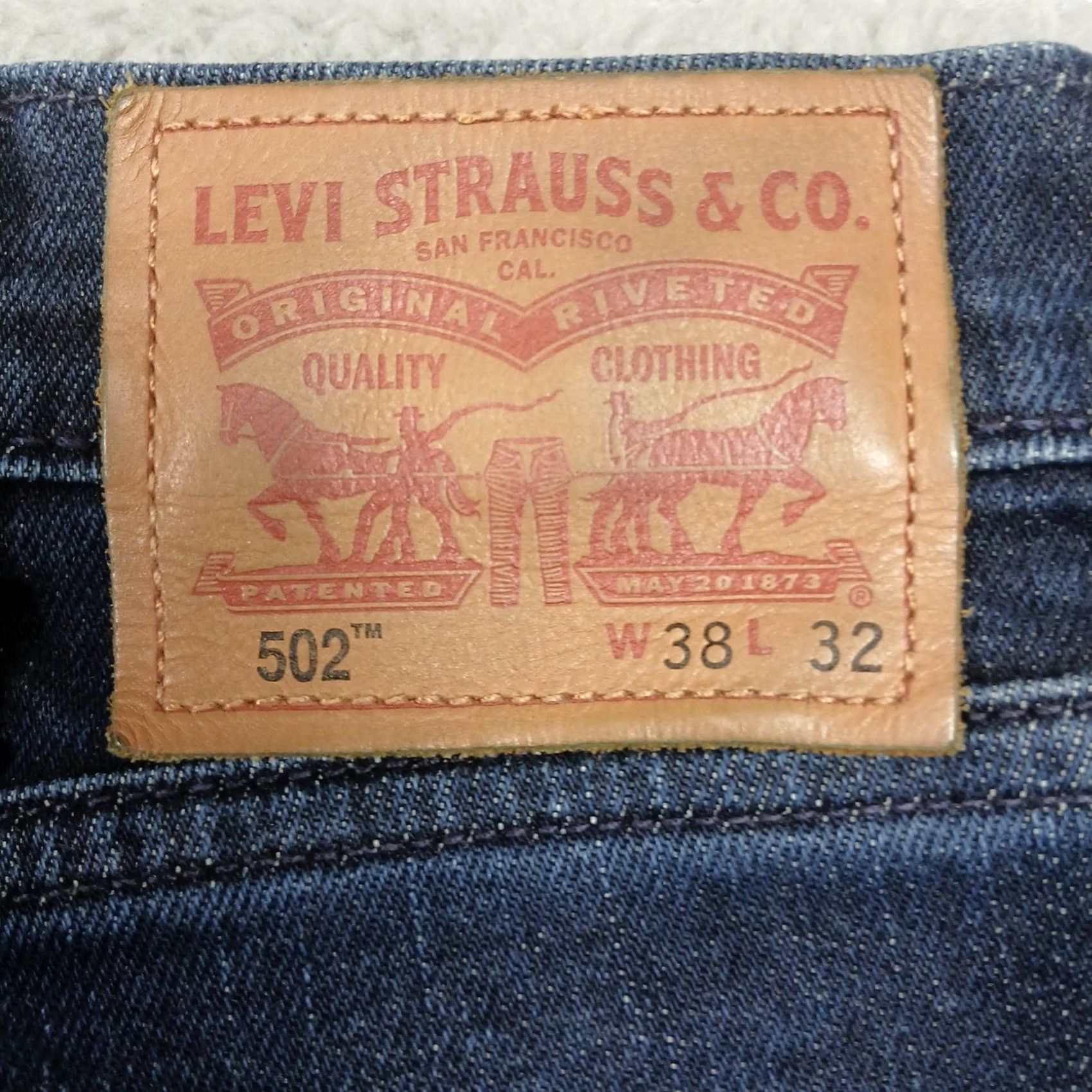 Levi's Levi's 502 Jeans Men's 38x32 Dark Wash Regular Taper Fit Denim Size US 38 / EU 54 - 4 Thumbnail