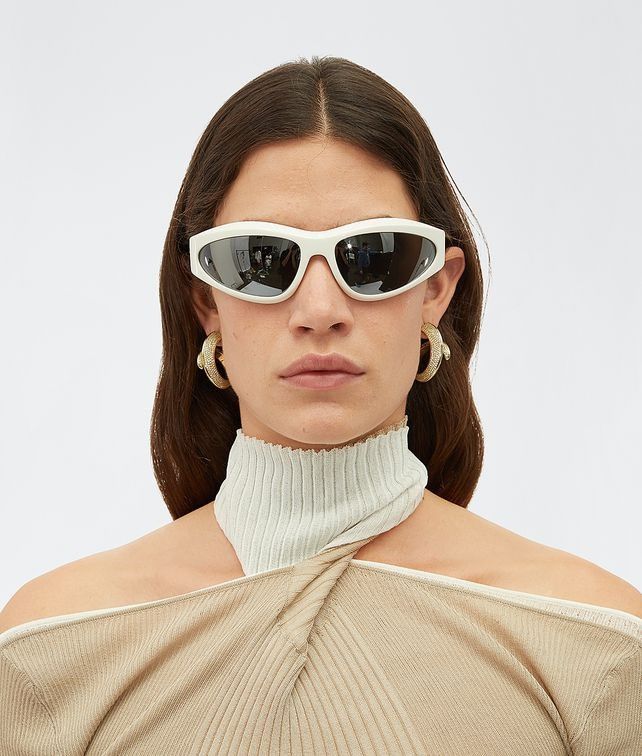 Bottega Veneta o1n1vont0525 Size: OS / Unisex Sunglasses in White Size ONE SIZE - 3 Thumbnail
