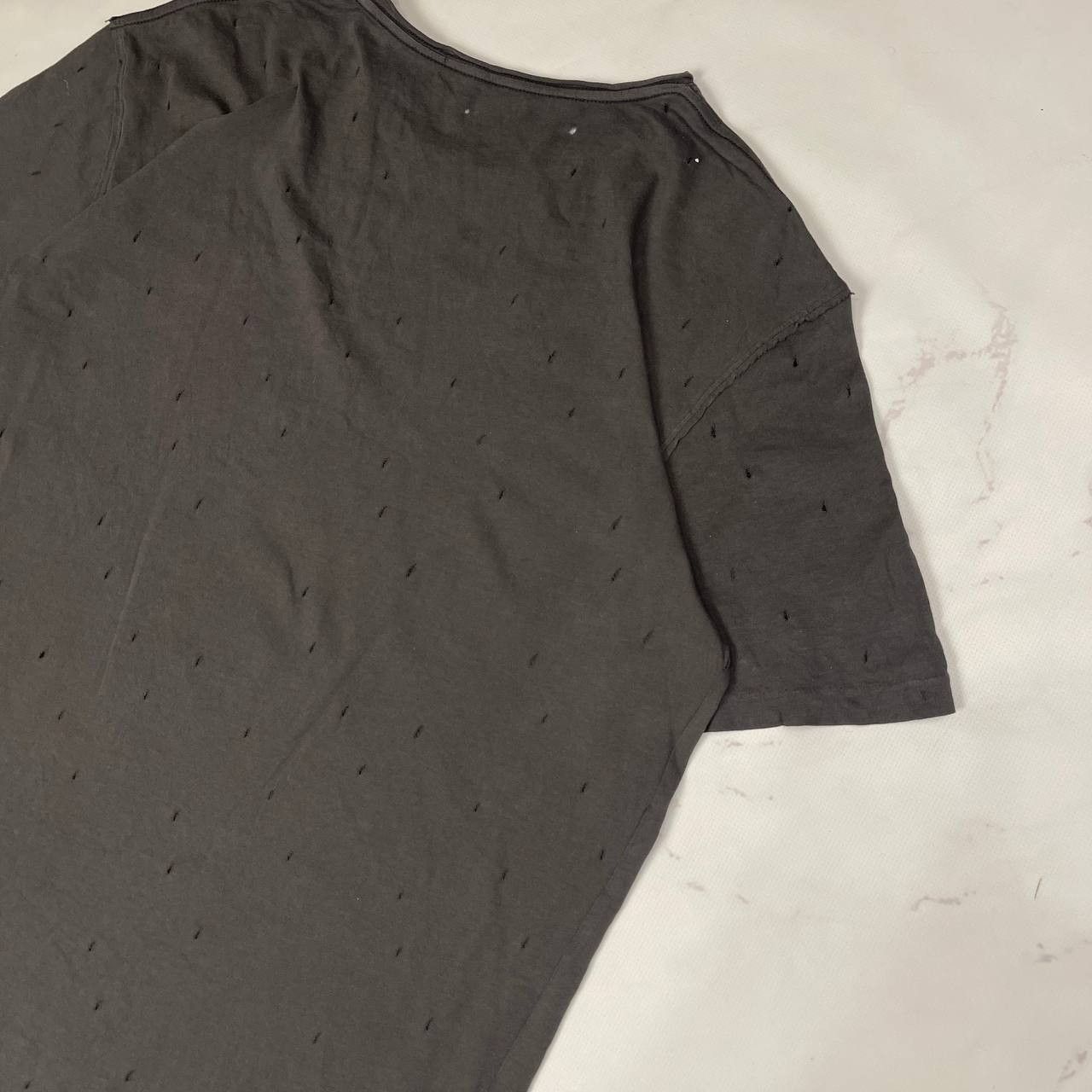 Allsaints distressed allsaints tshirt hole size L\ Size US L / EU 52-54 / 3 - 10 Thumbnail