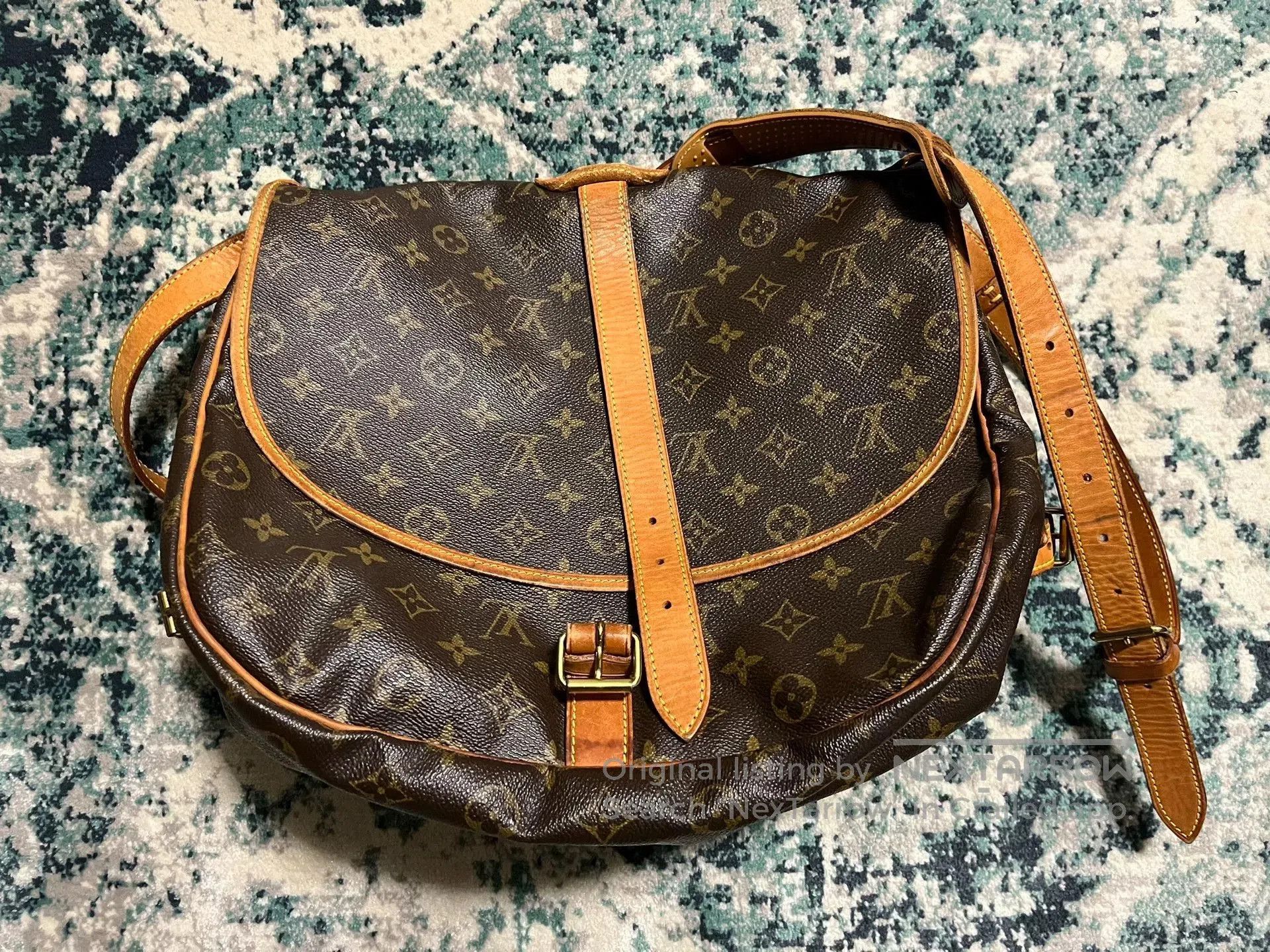 Louis Vuitton Louis Vuitton Monogram Medium Double Star. Size ONE SIZE - 1 Thumbnail
