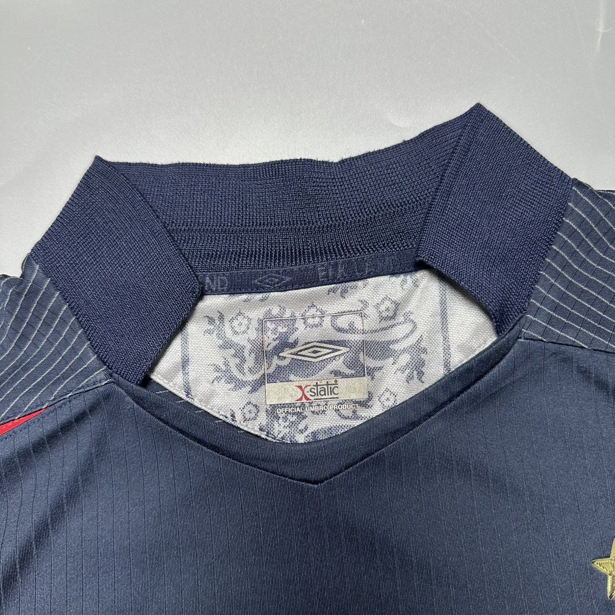 Umbro ENGLAND UMBRO 2006 WORLD CUP FOOTBALL GK JERSEY #1 JAMES Size US M / EU 48-50 / 2 - 5 Thumbnail