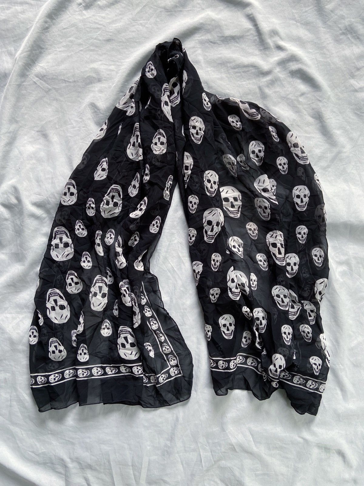 Japanese Brand BLACK SKULL SILK SCARF UKNOWN BRAND ifsixwasnine style Size ONE SIZE - 8 Thumbnail