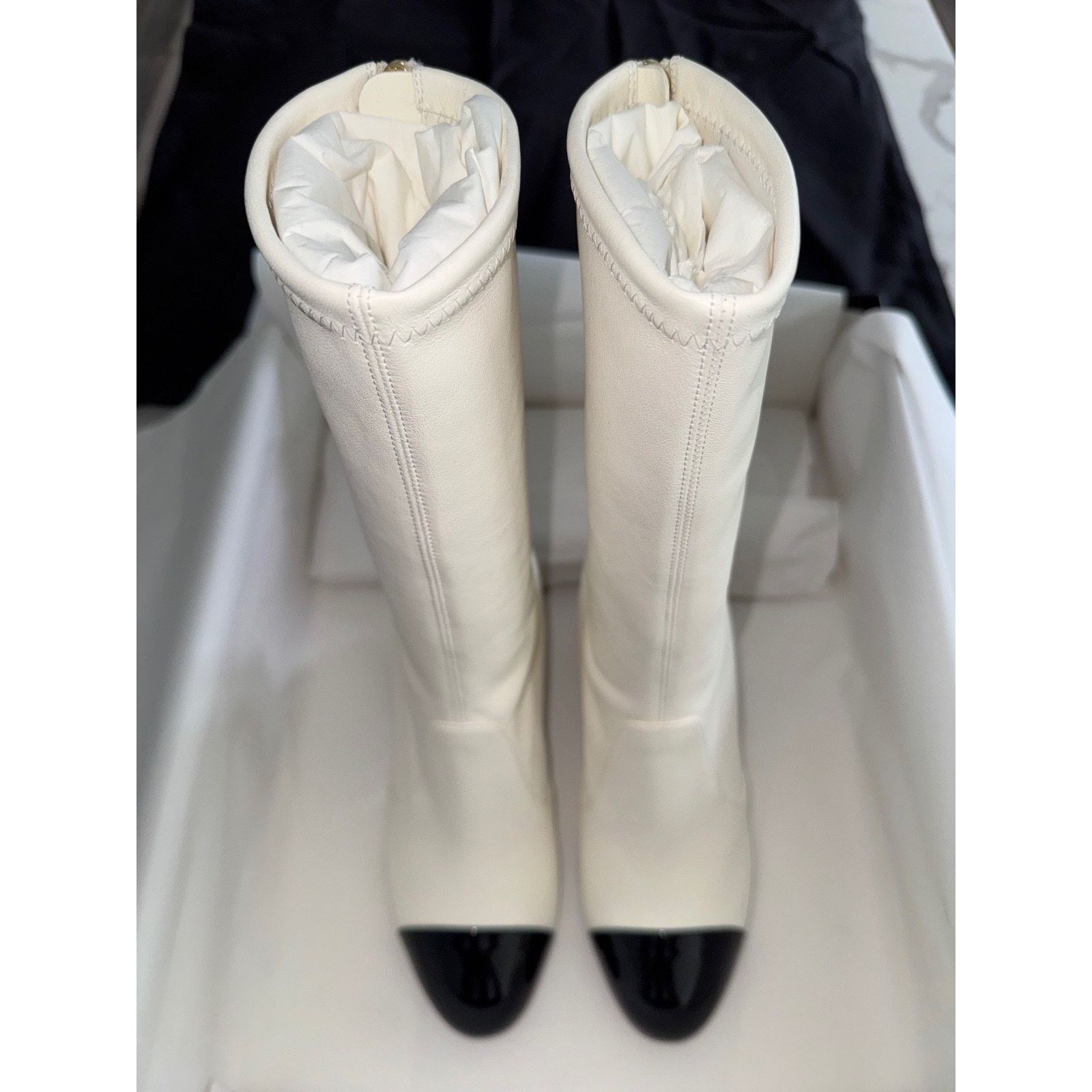 Chanel Ball Heel CC Logo Stretch Leather Midcalf Boot 40 Size US 10 / IT 40 - 11 Thumbnail