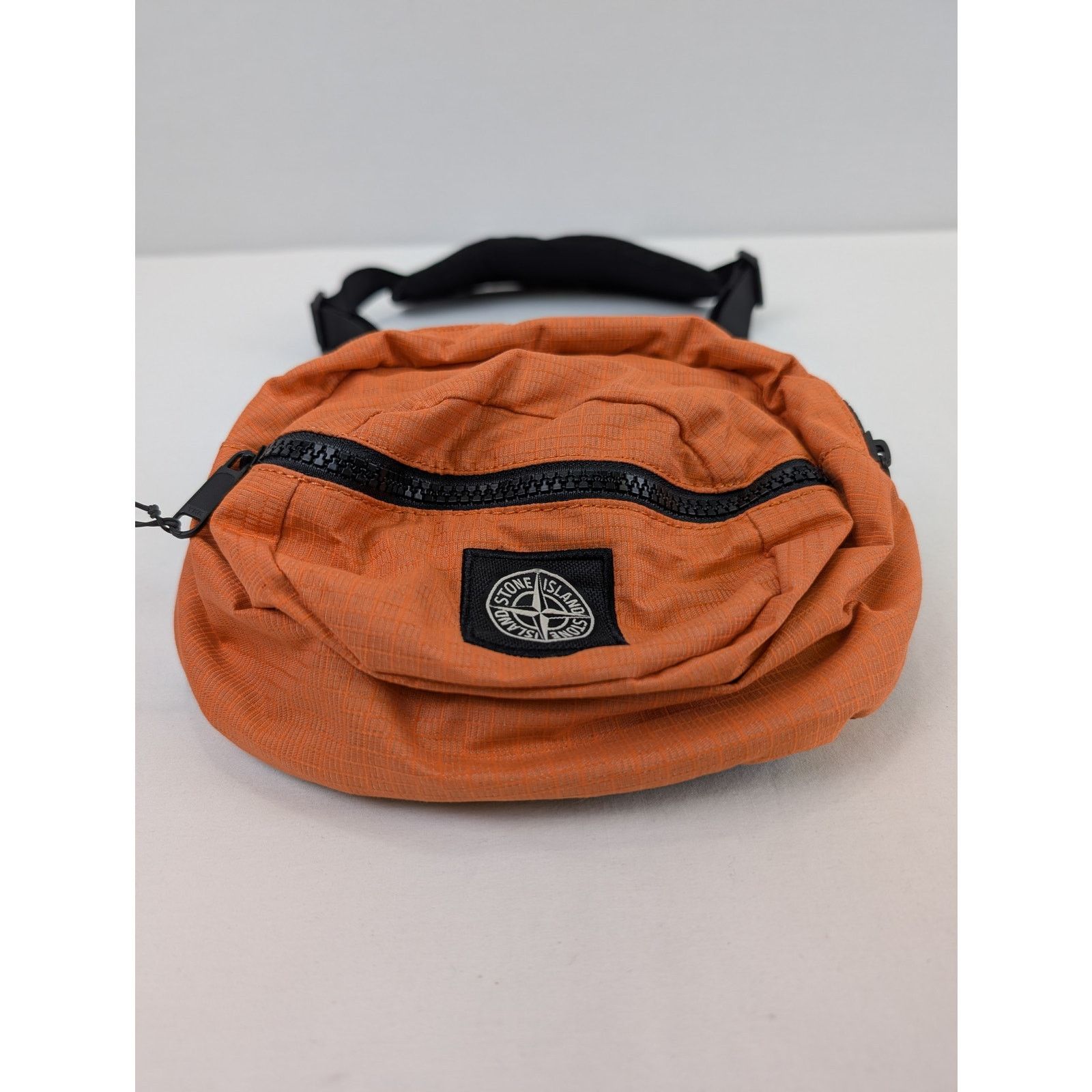 Stone Island o1rshd1 Size: OS / Fanny Pack Belt bag in Orange Size ONE SIZE - 2 Thumbnail