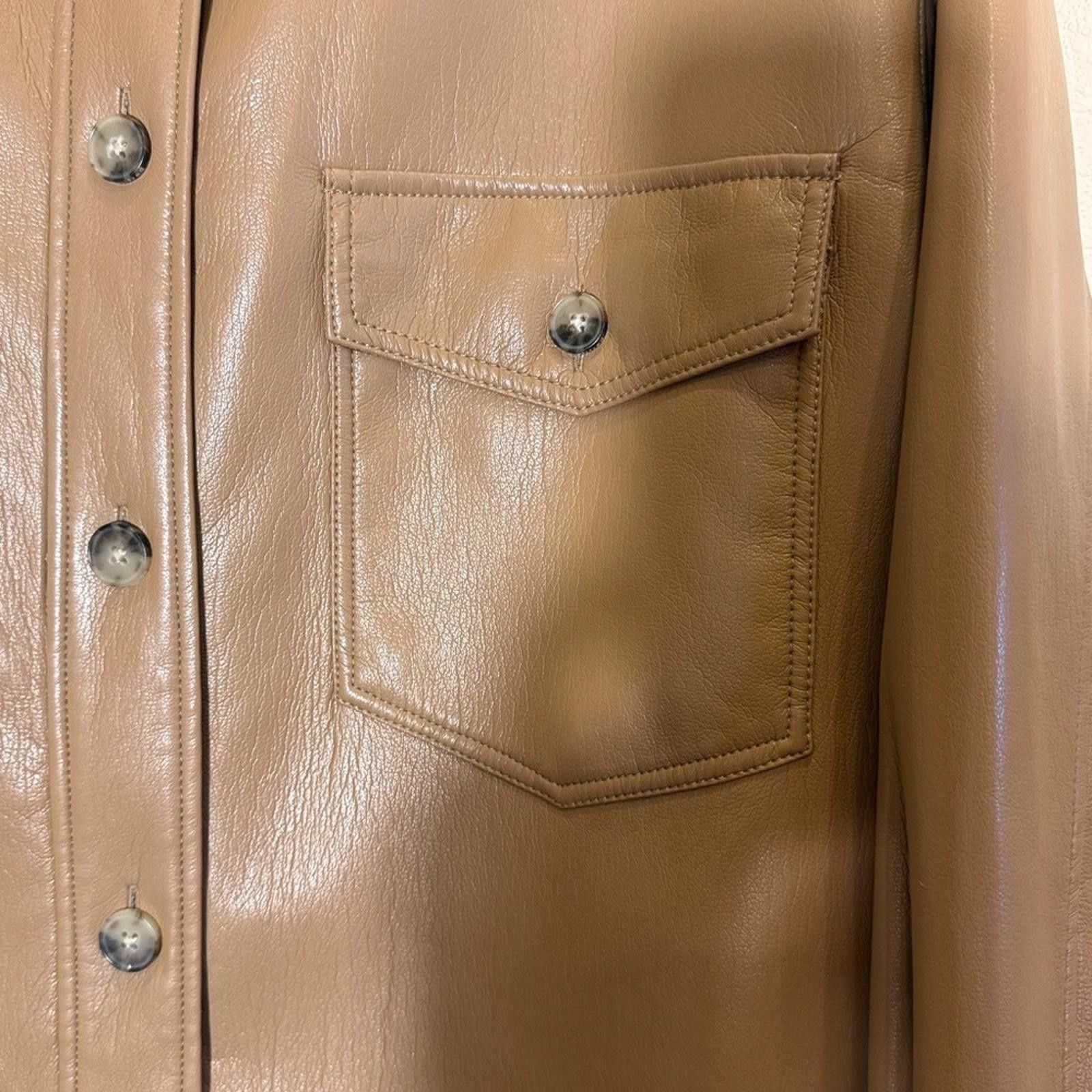 Other Wilfred Aritzia Women’s The Ganna Faux Leather Shacket Sz S Size S / US 4 / IT 40 - 5 Thumbnail