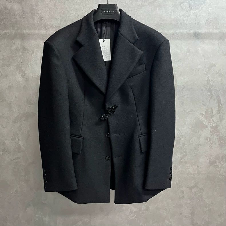 Louis Vuitton Louis Vuitton Black solid single-breasted waist blazer 2503 Size 48R - 1 Thumbnail