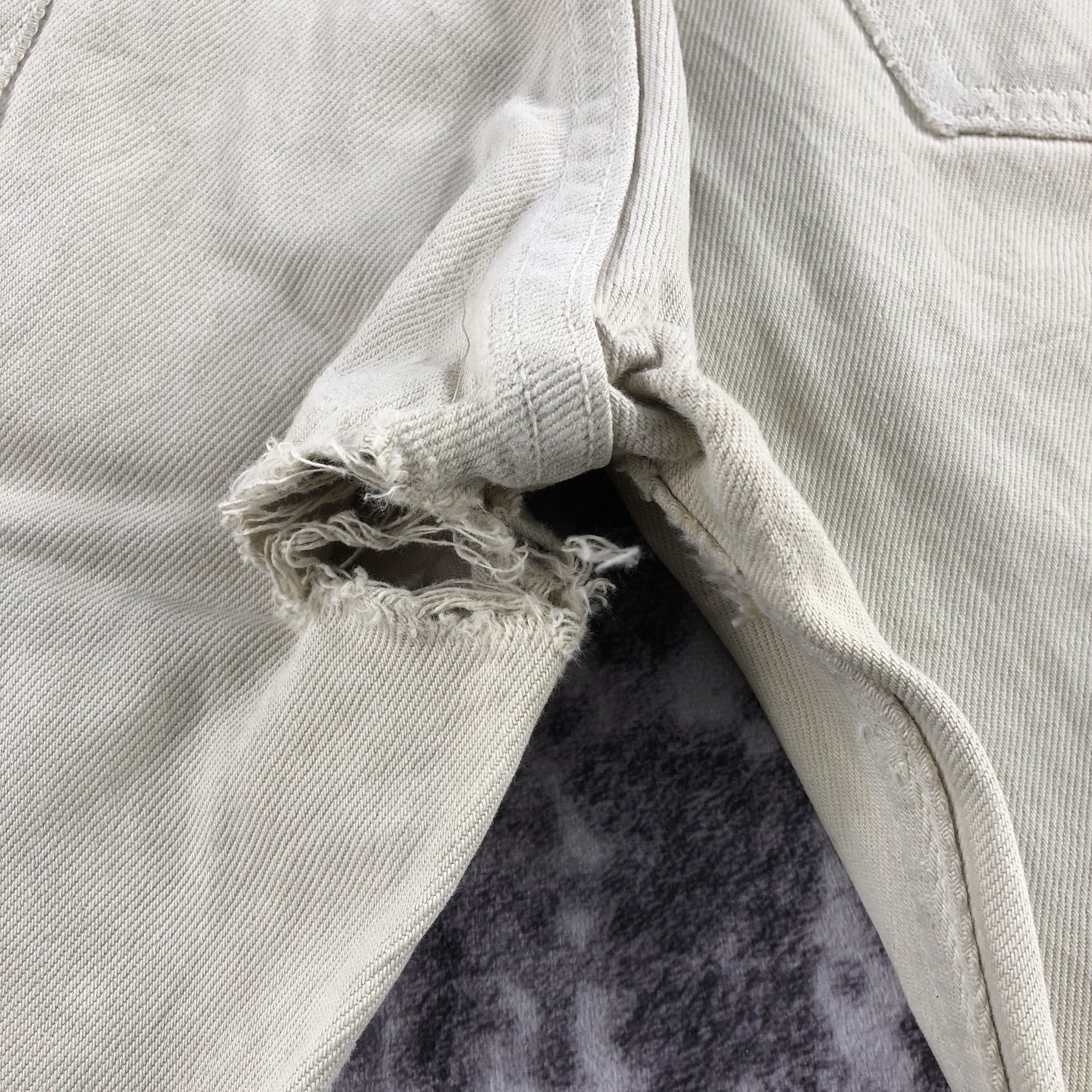 Levi's × Vintage Vintage 90s Light Wash Levis 501 Jeans-JM2519 Size US 30 / EU 46 - 6 Thumbnail