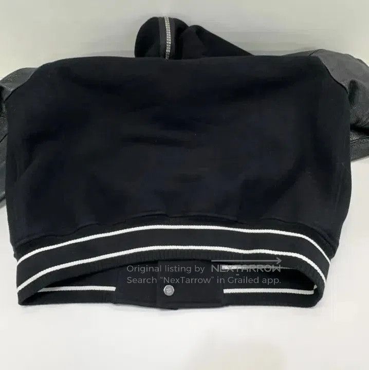 Givenchy Givenchy FW22 Logo Print Hooded Bomber Jacket. Size US M / EU 48-50 / 2 - 9 Thumbnail