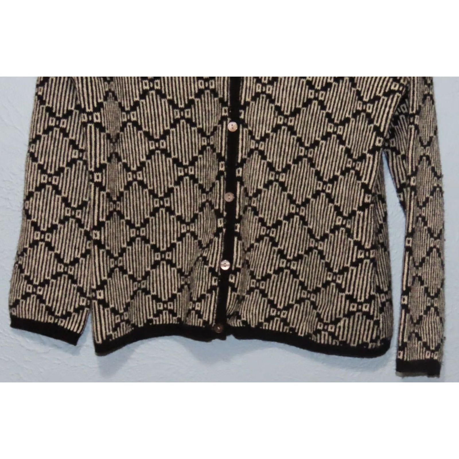 Vintage Sarah Spencer Women's Cardigan Shirt? Wait this is a Cardigan Sweater. Size L / US 10 / IT 46 - 2 Thumbnail