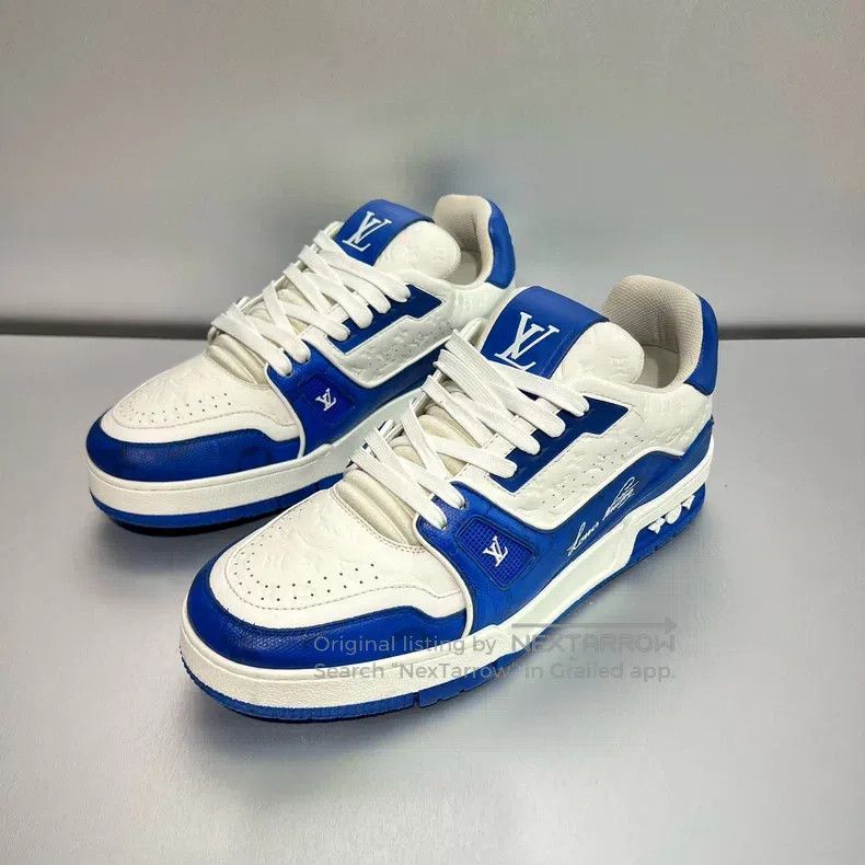 Louis Vuitton Louis Vuitton Black, white and blue embossed low-cut board Size US 6 / EU 39 - 1 Thumbnail