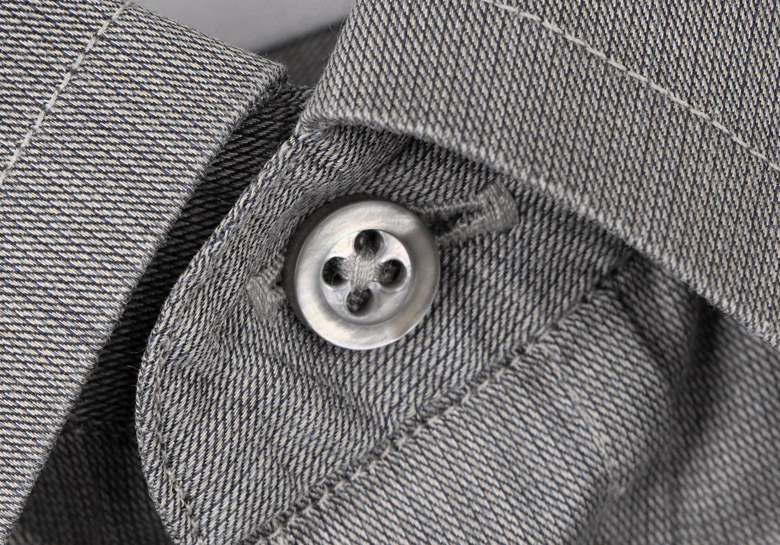 Armani Collezioni Snap Button-Down Shirt in Gray Size 38 Size US XXS / EU 40 - 8 Thumbnail