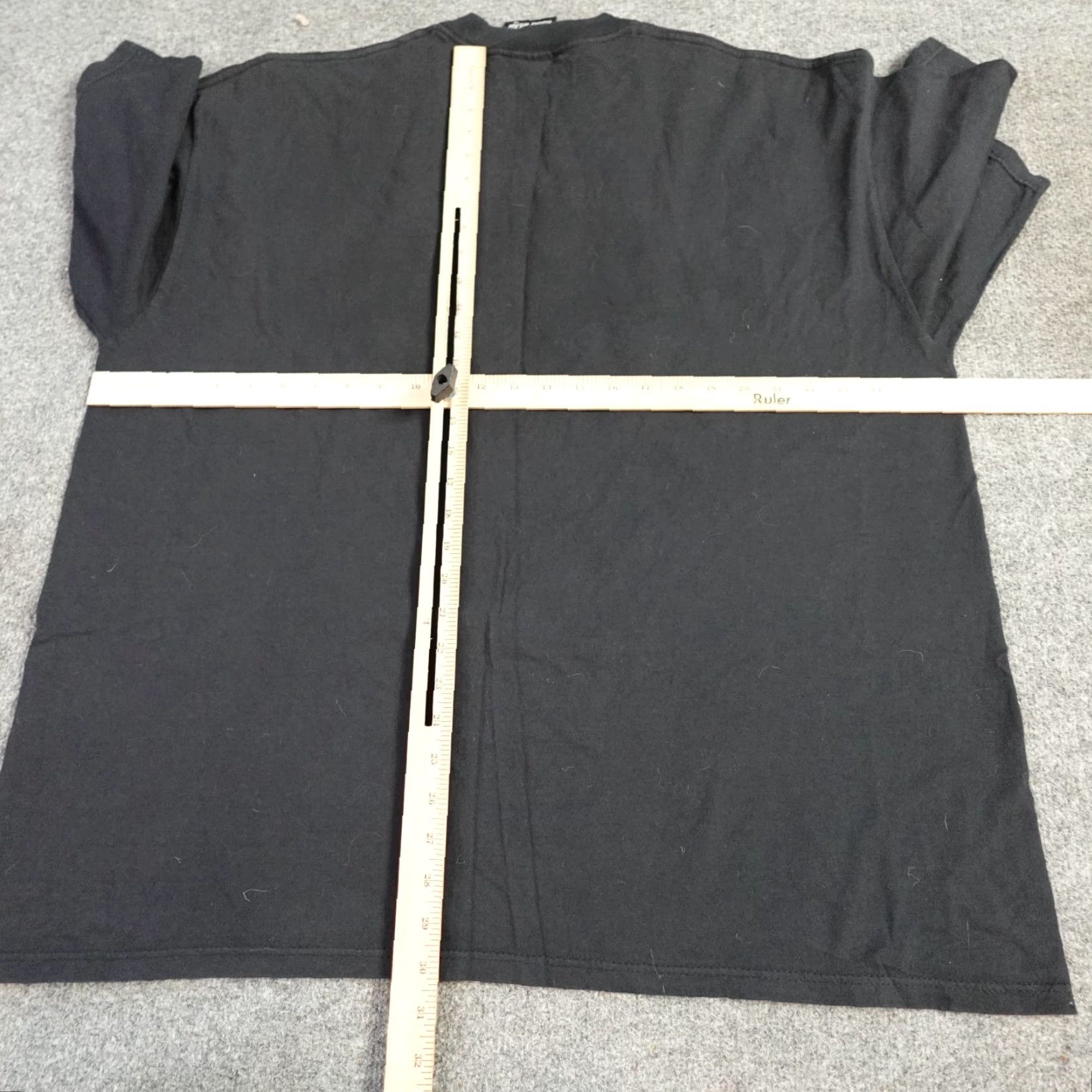 Vintage VINTAGE Rugid Wear Mens T-shirt 3XL Black USA Made T-Shirt Mens Black 3XL Vintage USA Made Cotton Short Sleeve Crew Neck Size US XXL / EU 58 / 5 - 5 Thumbnail