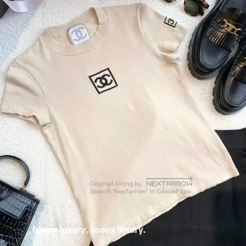 Chanel Chanel Khaki Cotton Women's T-shirt . Size XXS / US 00 / IT 34 - 4 Thumbnail